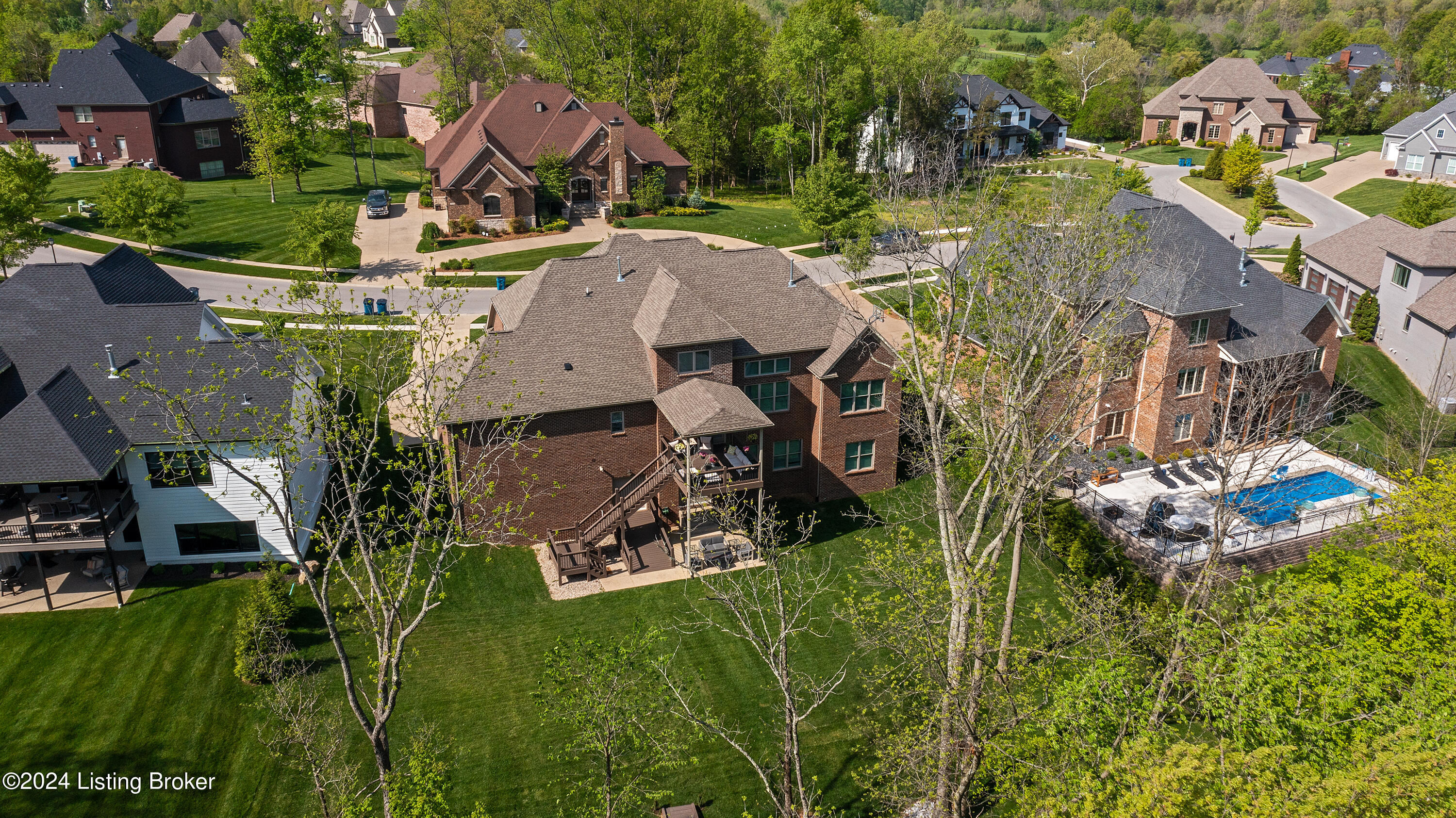 18899 Long Grove Way