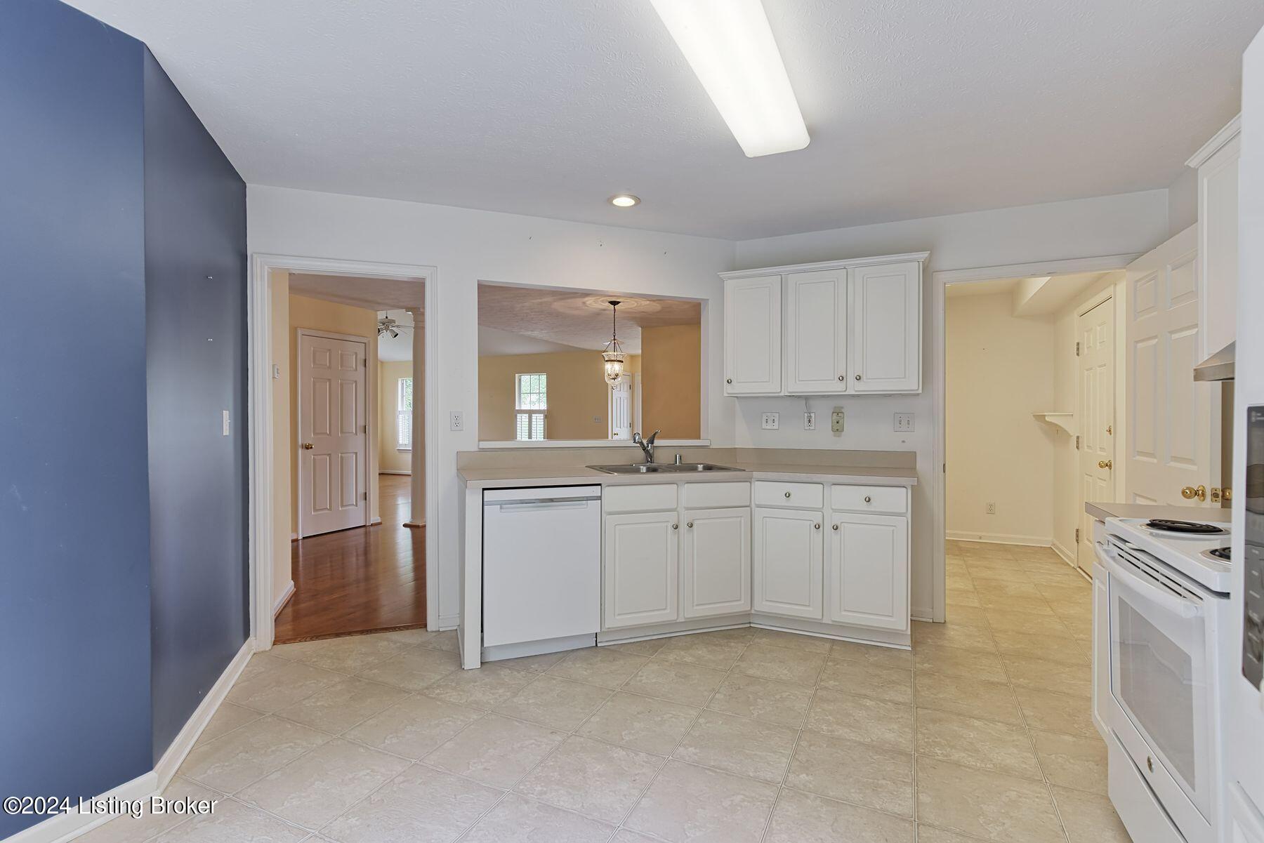 1716 Eagle Creek Pl