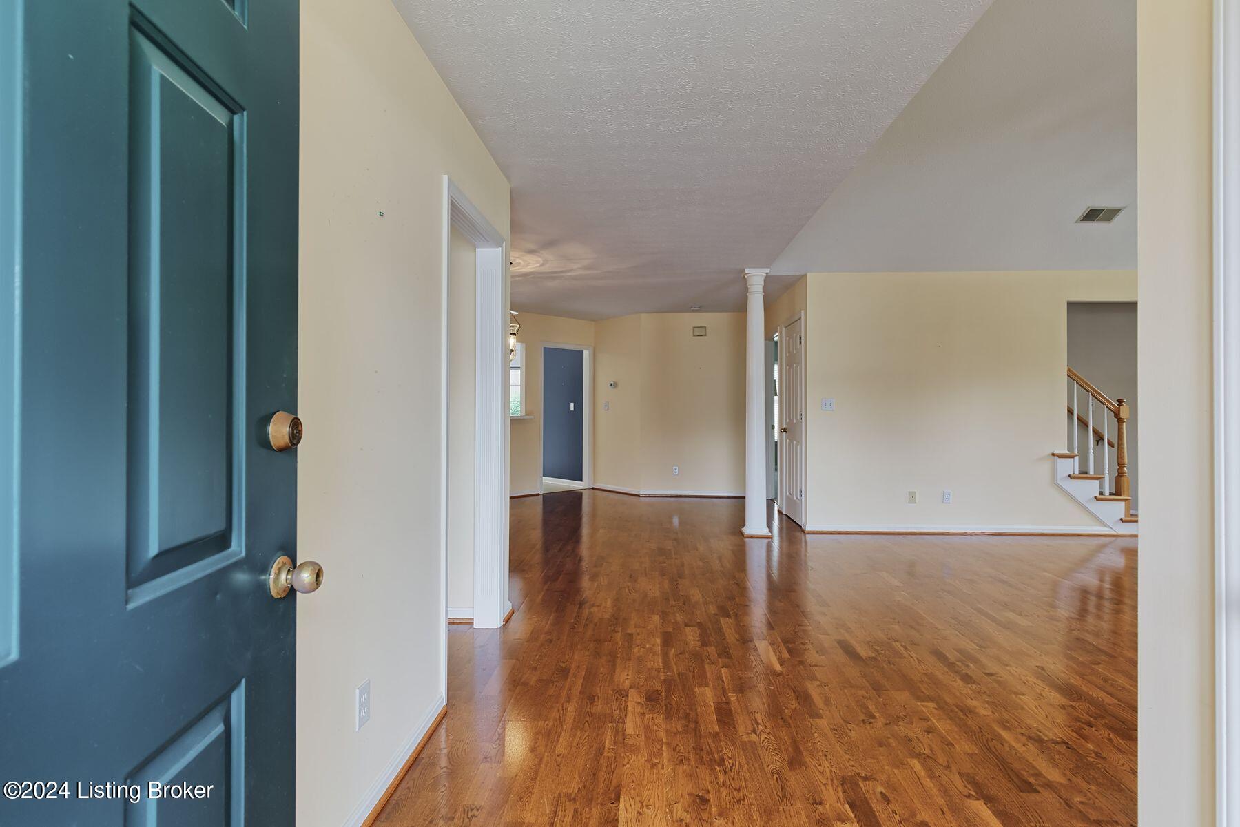 1716 Eagle Creek Pl