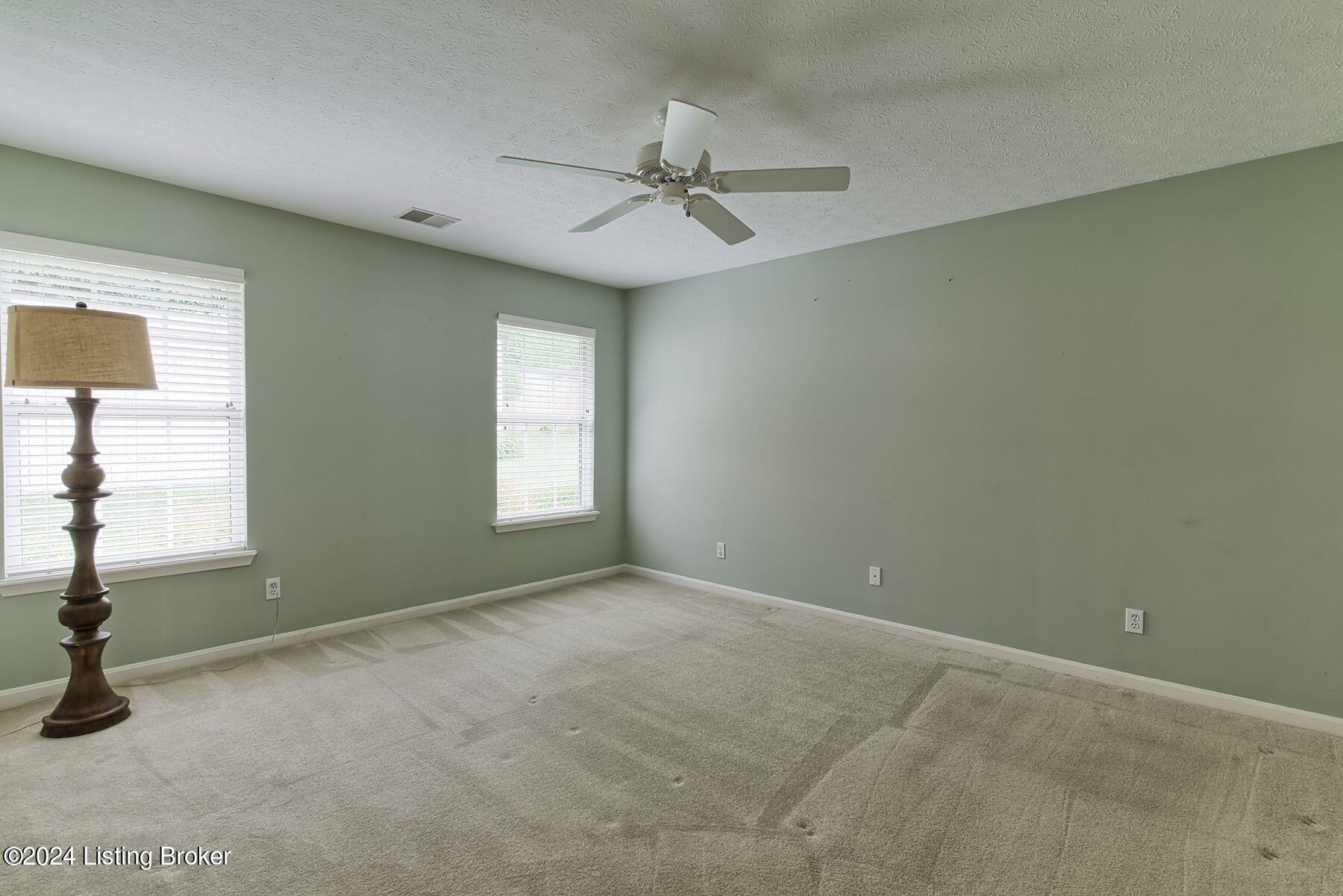 1716 Eagle Creek Pl