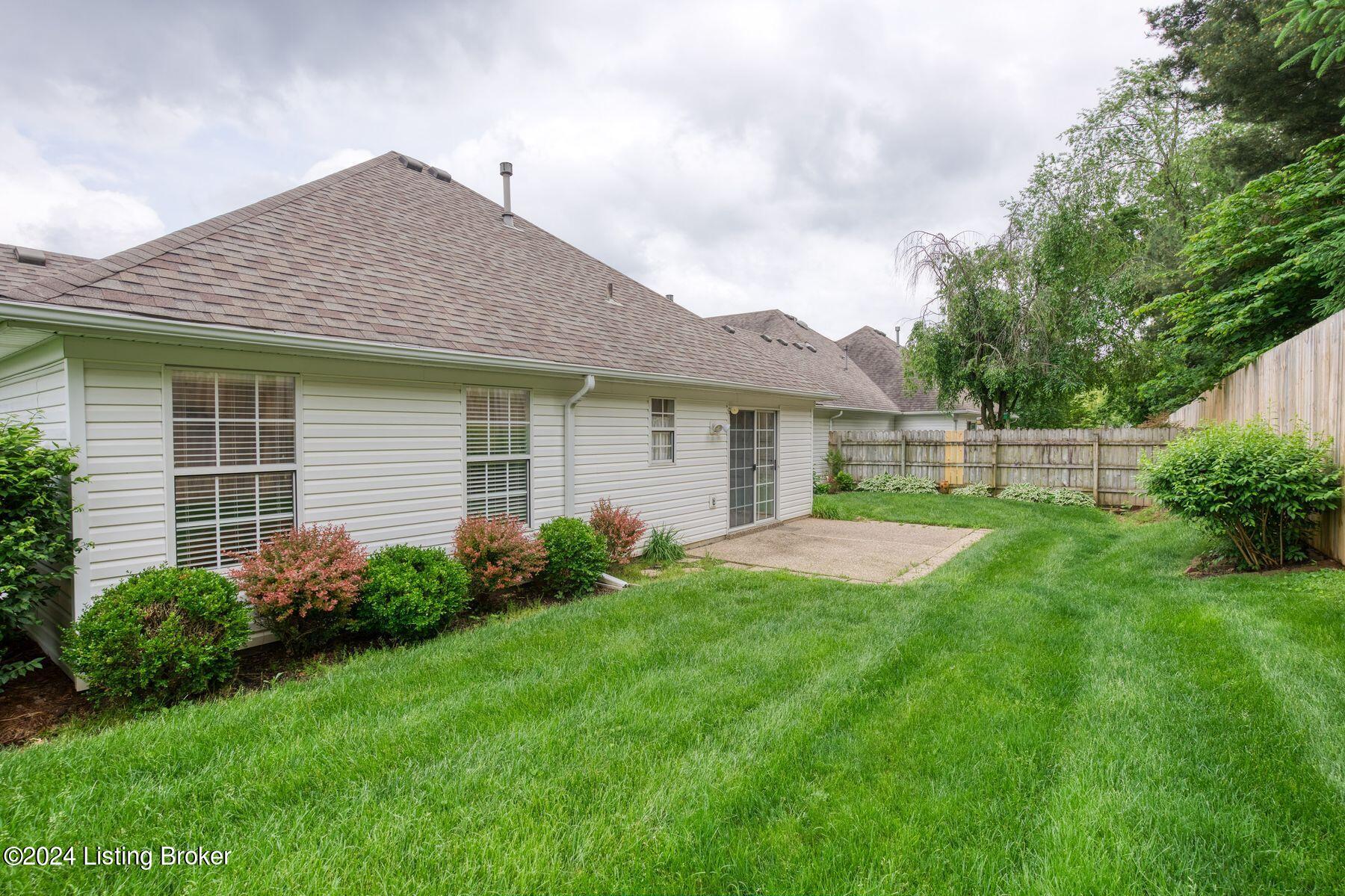 1716 Eagle Creek Pl