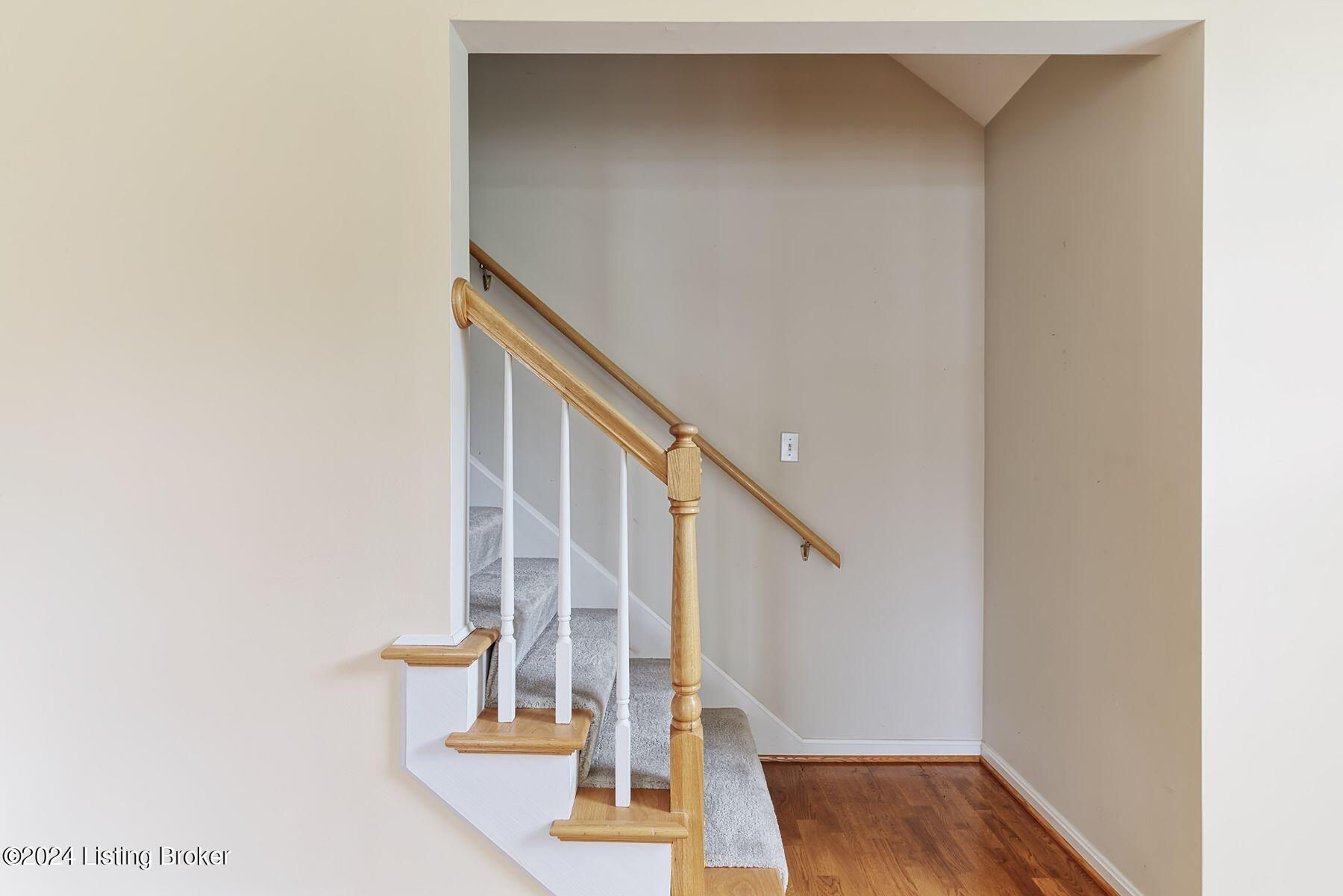 1716 Eagle Creek Pl