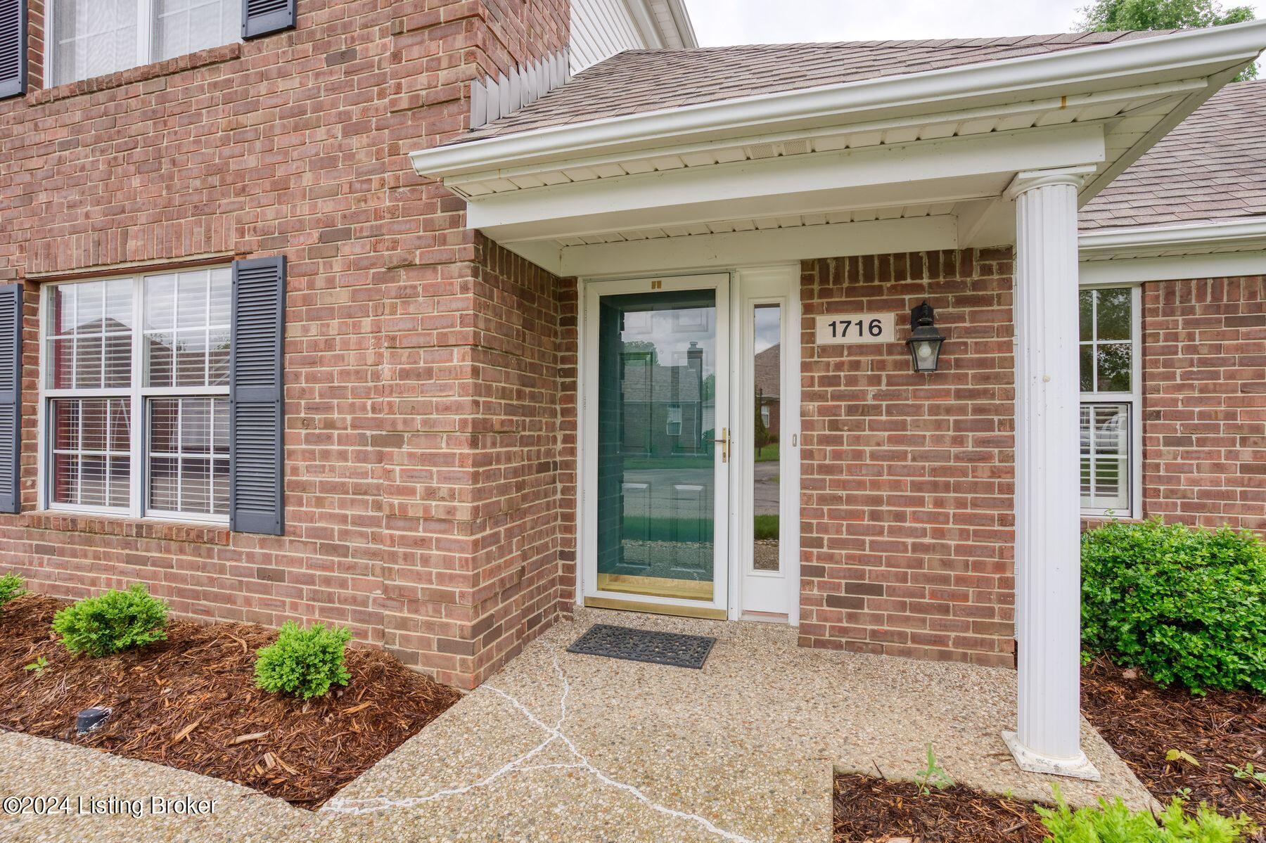 1716 Eagle Creek Pl