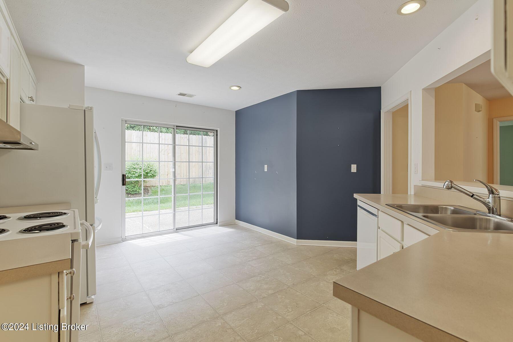 1716 Eagle Creek Pl