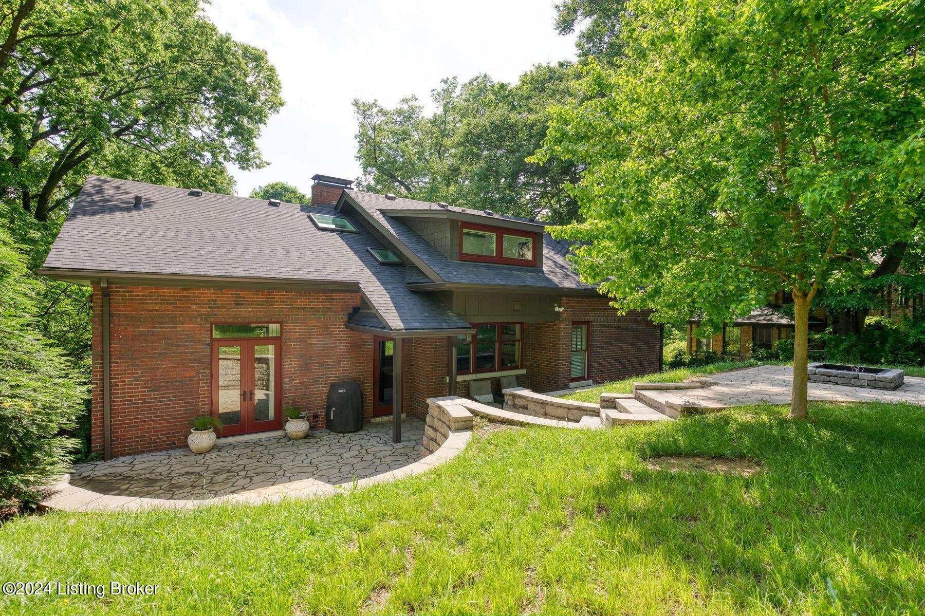 84 Valley Rd