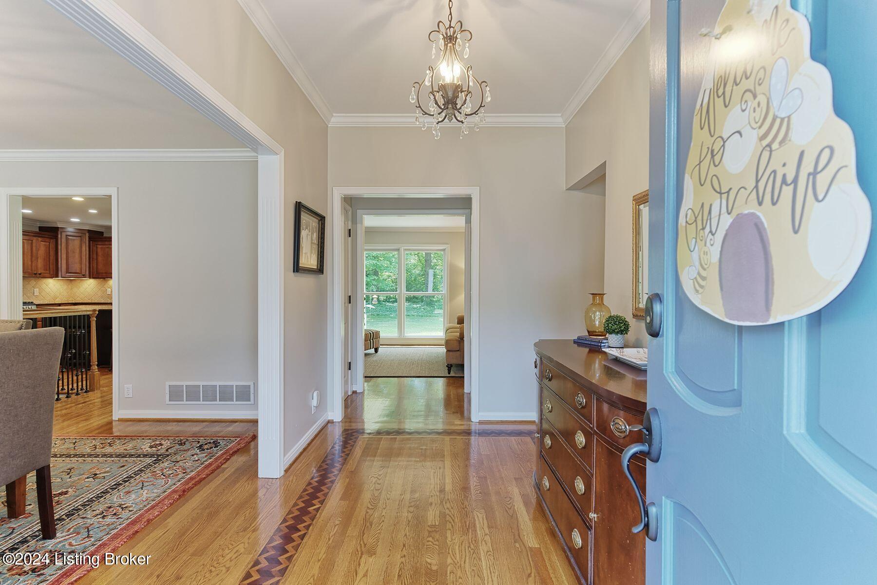 2402 Medbury Ct
