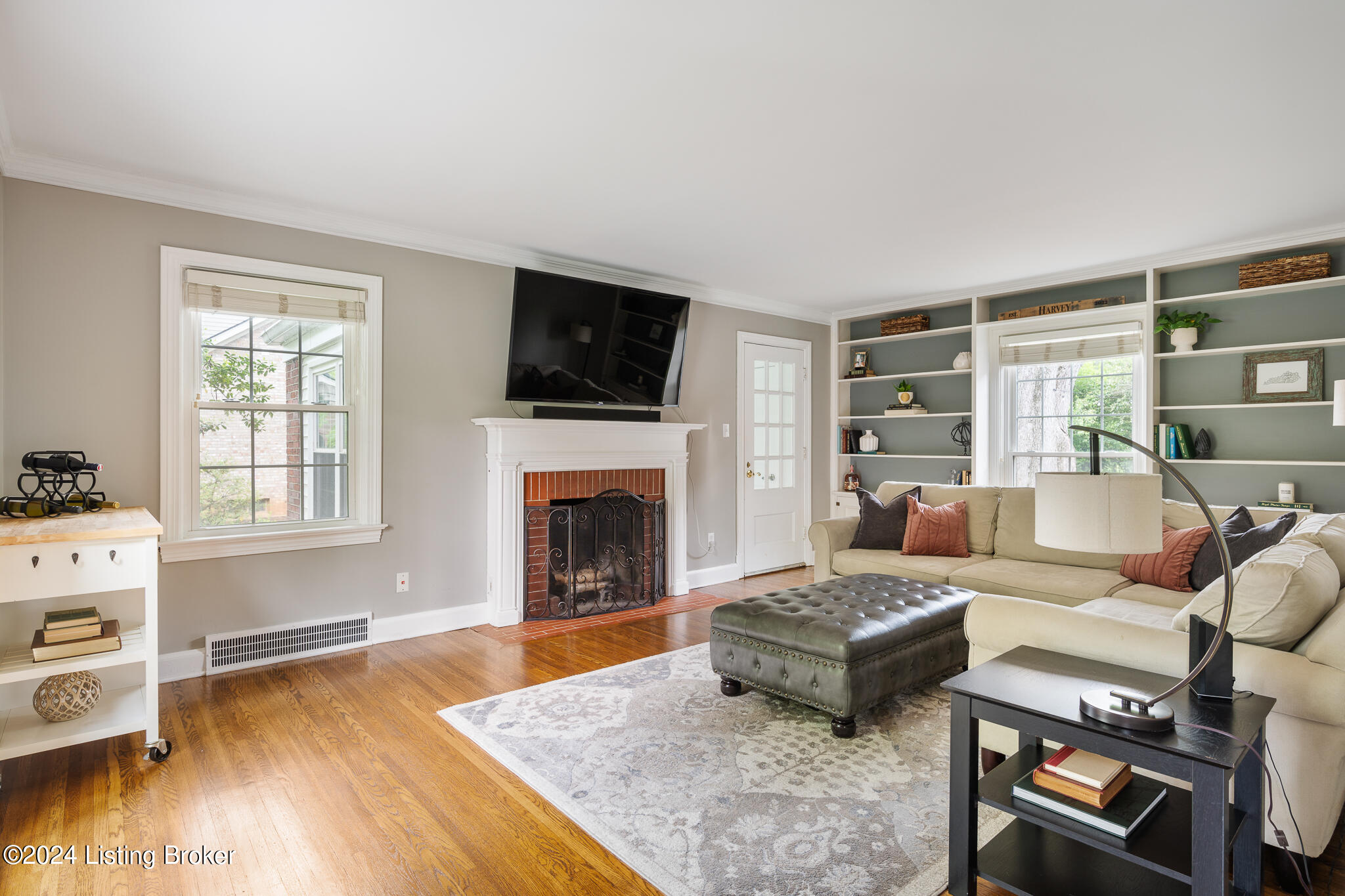 105 N Chadwick Rd