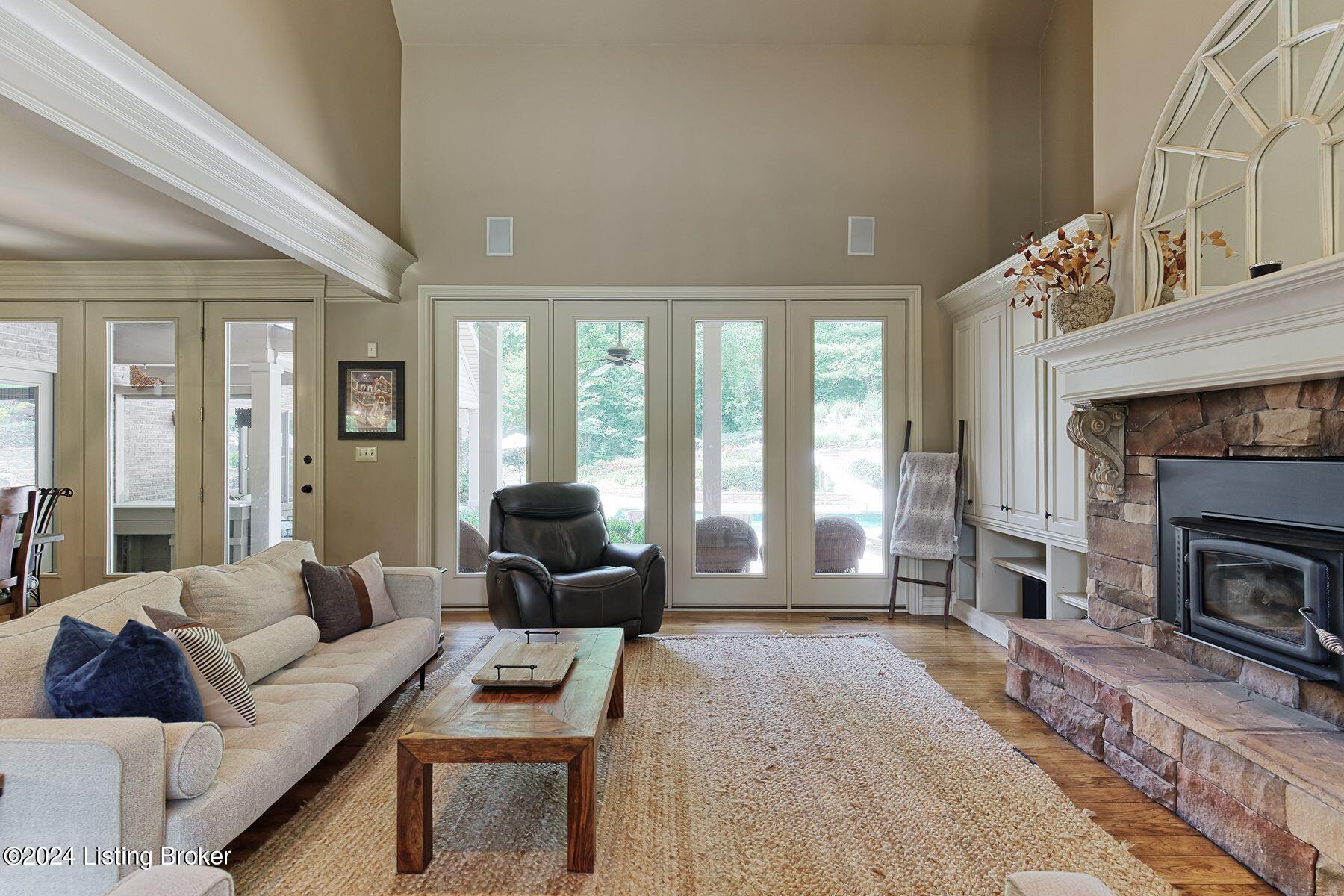 100 Valhalla View Dr