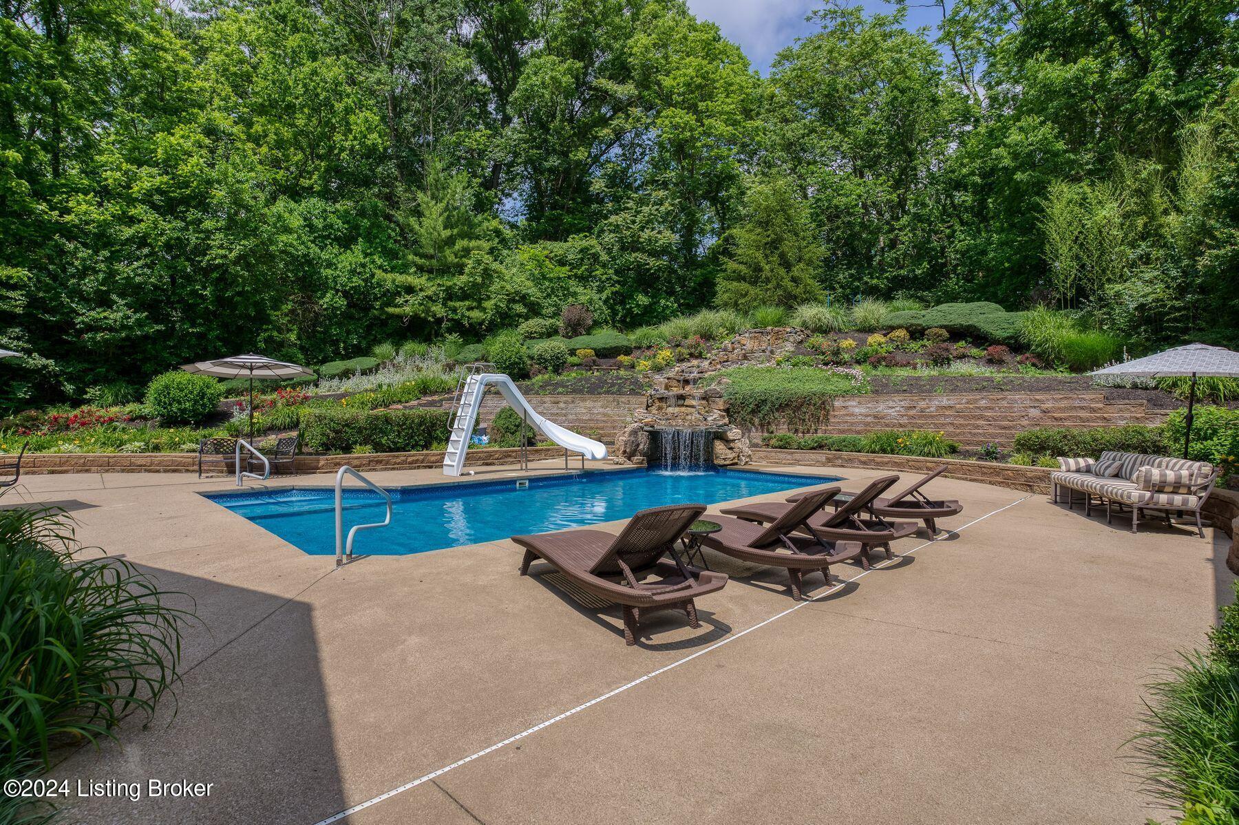 100 Valhalla View Dr