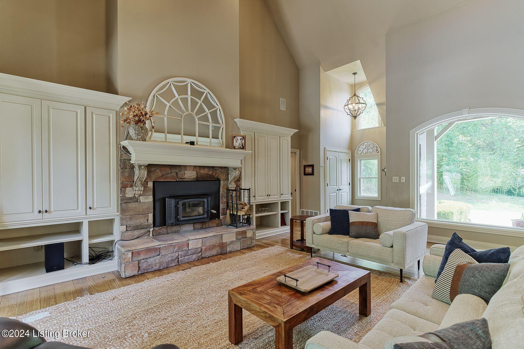 100 Valhalla View Dr