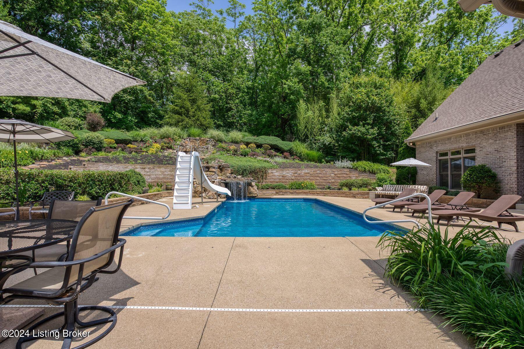 100 Valhalla View Dr