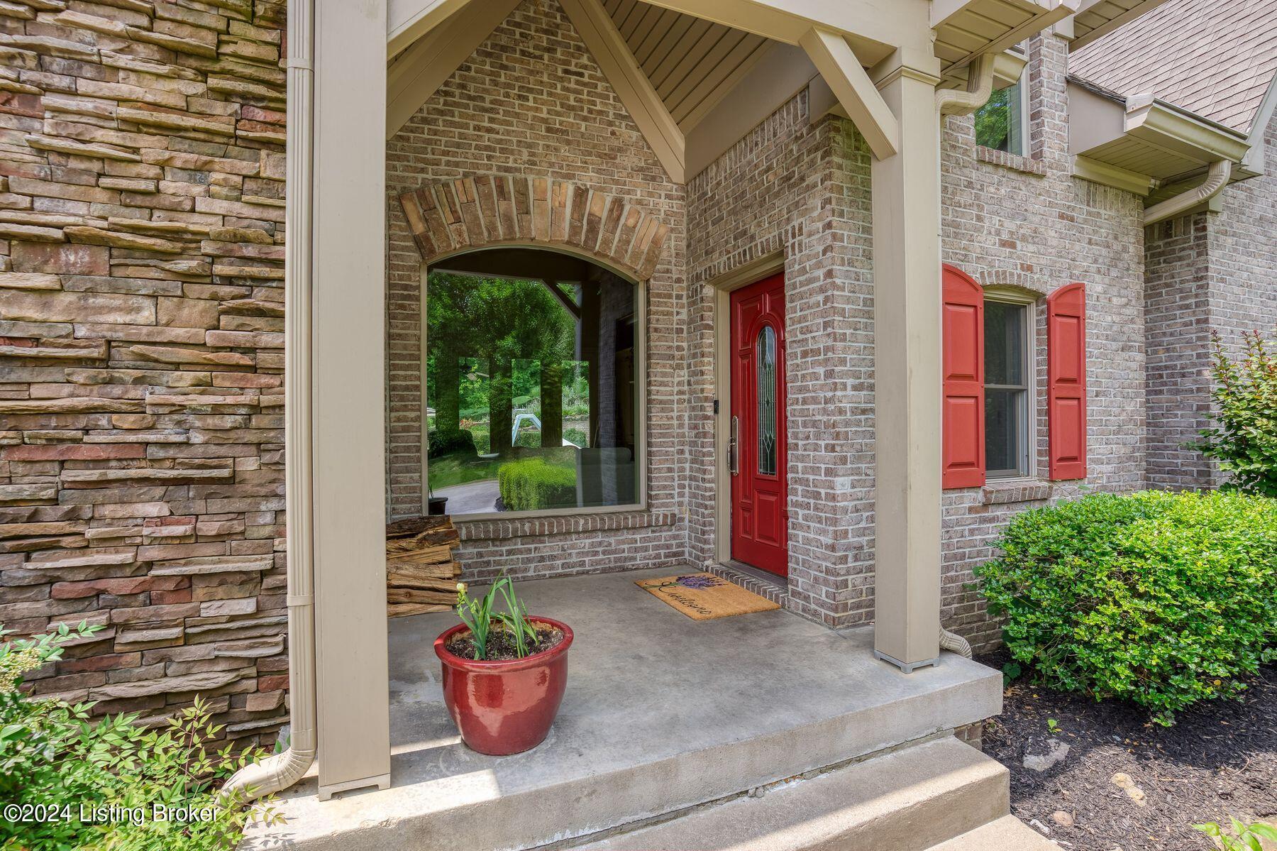 100 Valhalla View Dr