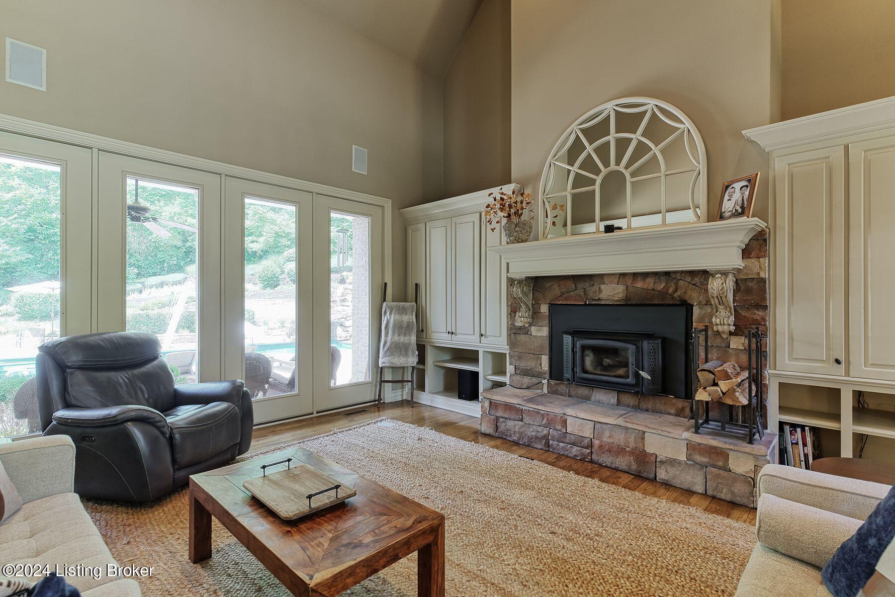 100 Valhalla View Dr