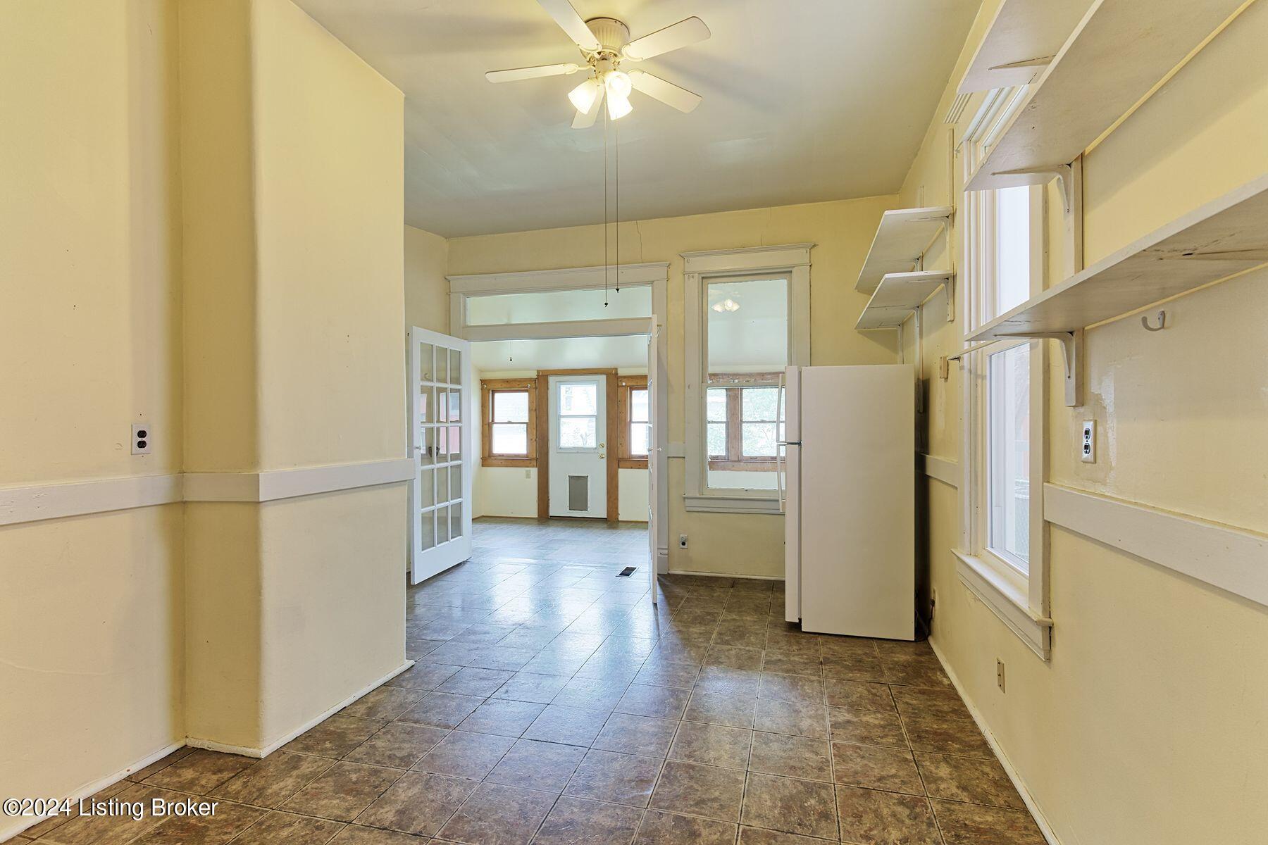 2021 Sherwood Ave
