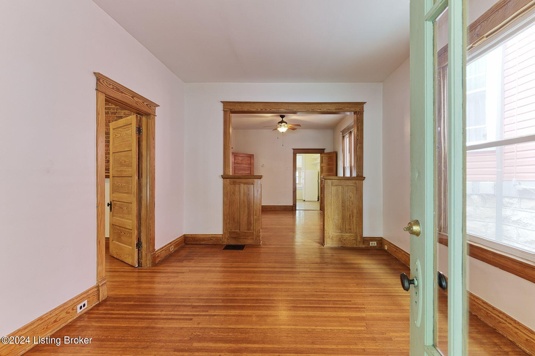 2021 Sherwood Ave