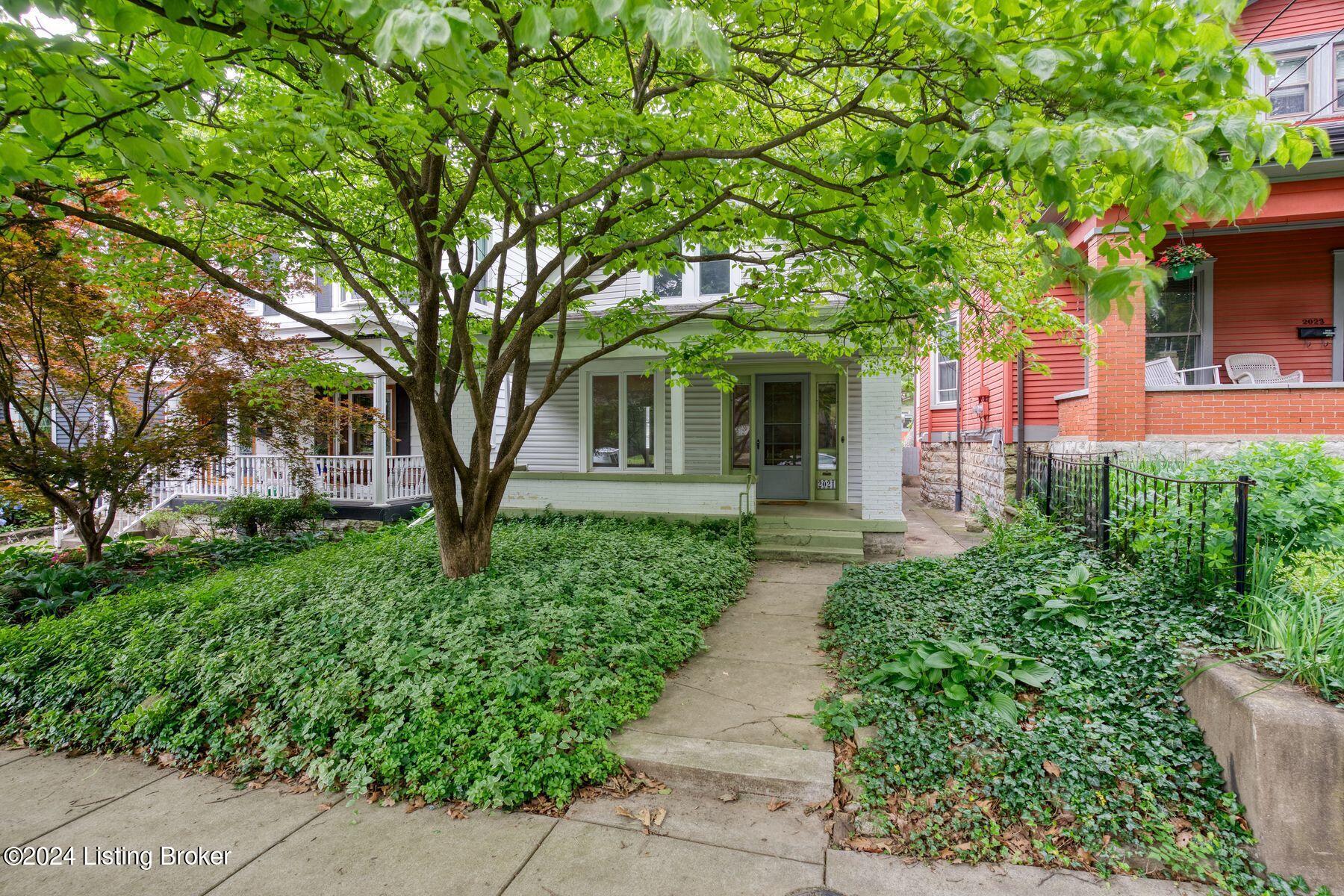 2021 Sherwood Ave