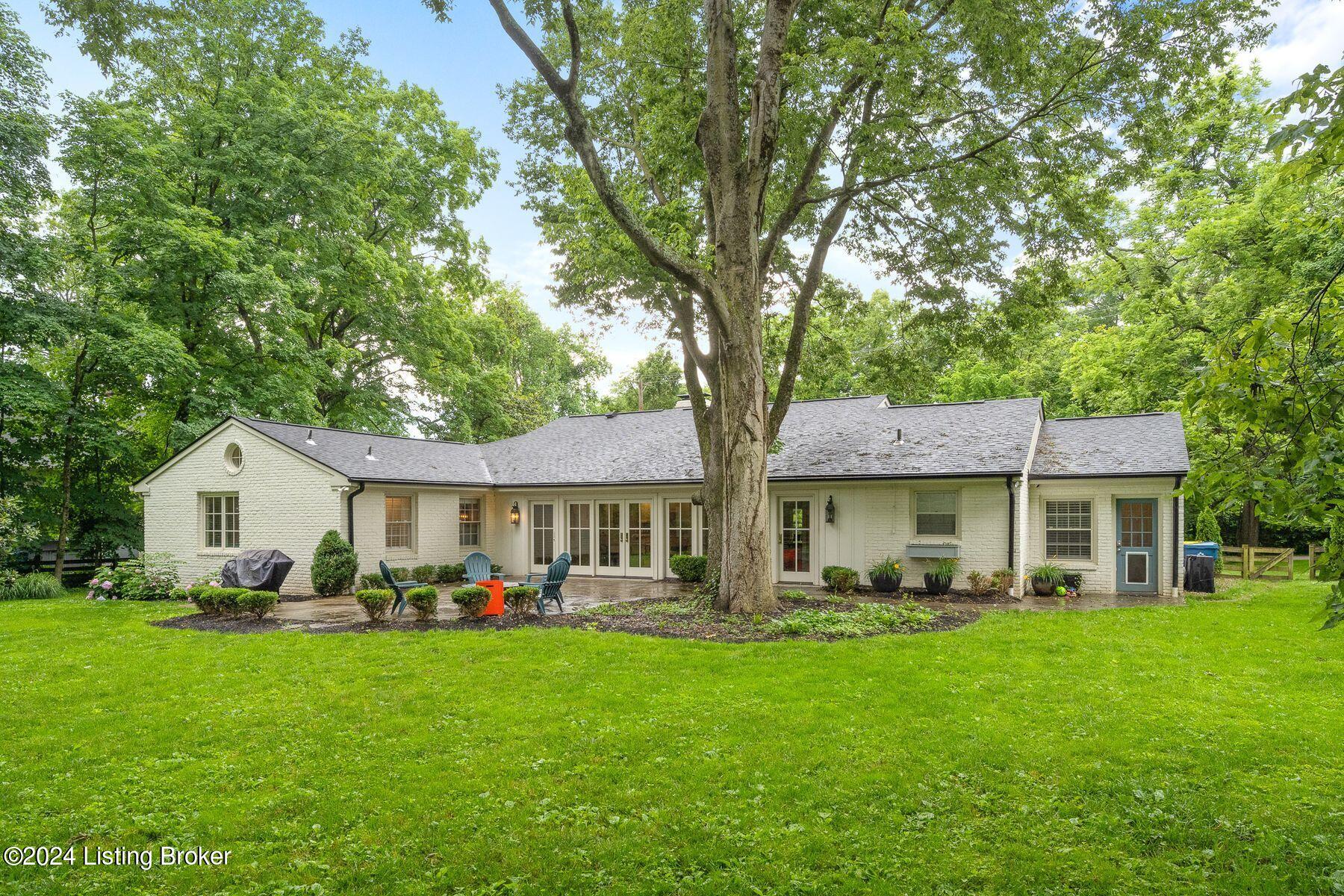1209 Maple Ln