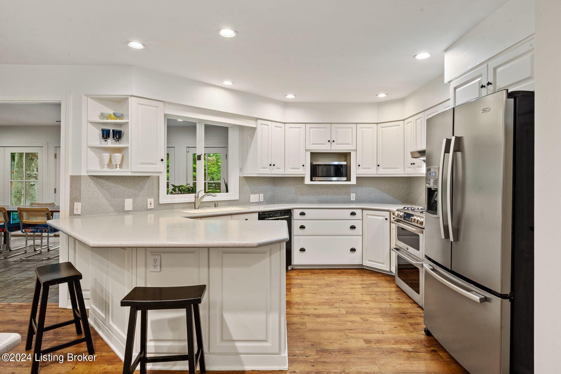 1209 Maple Ln
