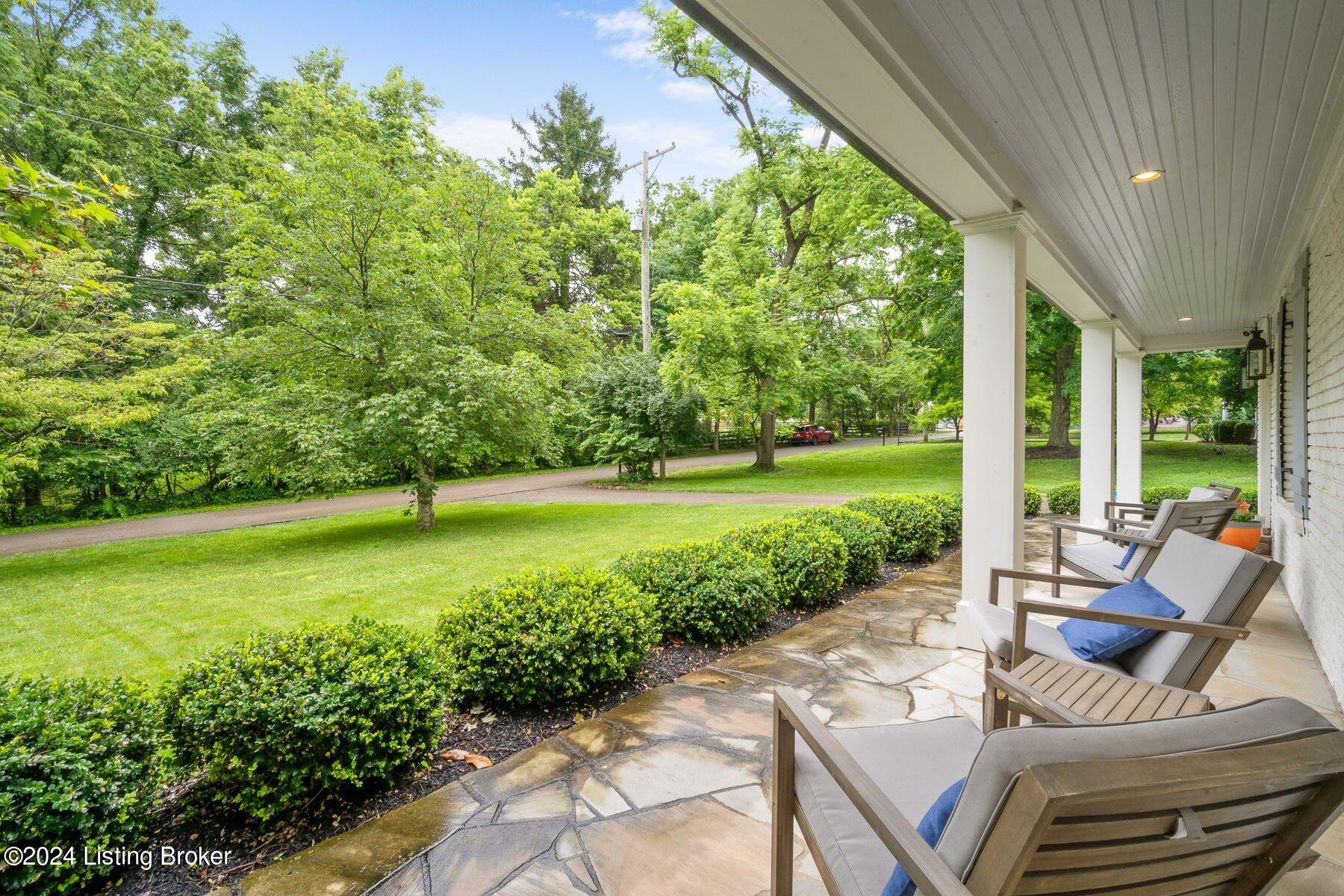 1209 Maple Ln