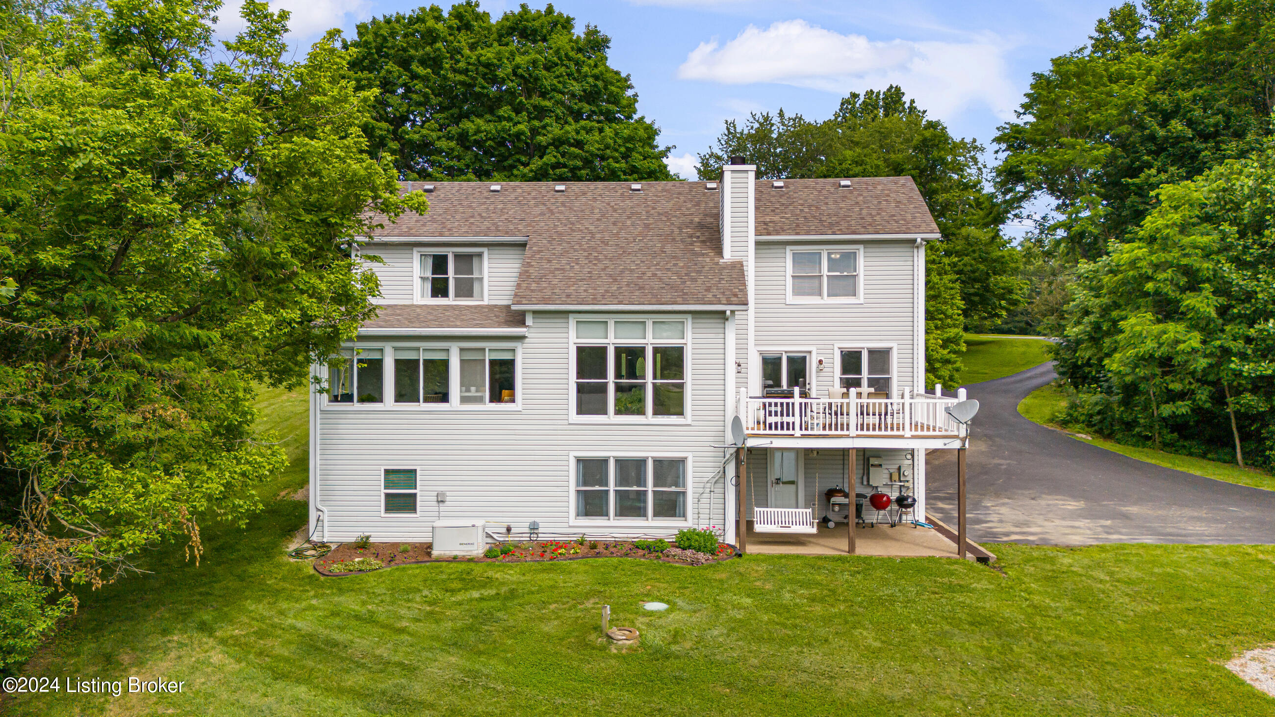 2100 Mayfield Dr