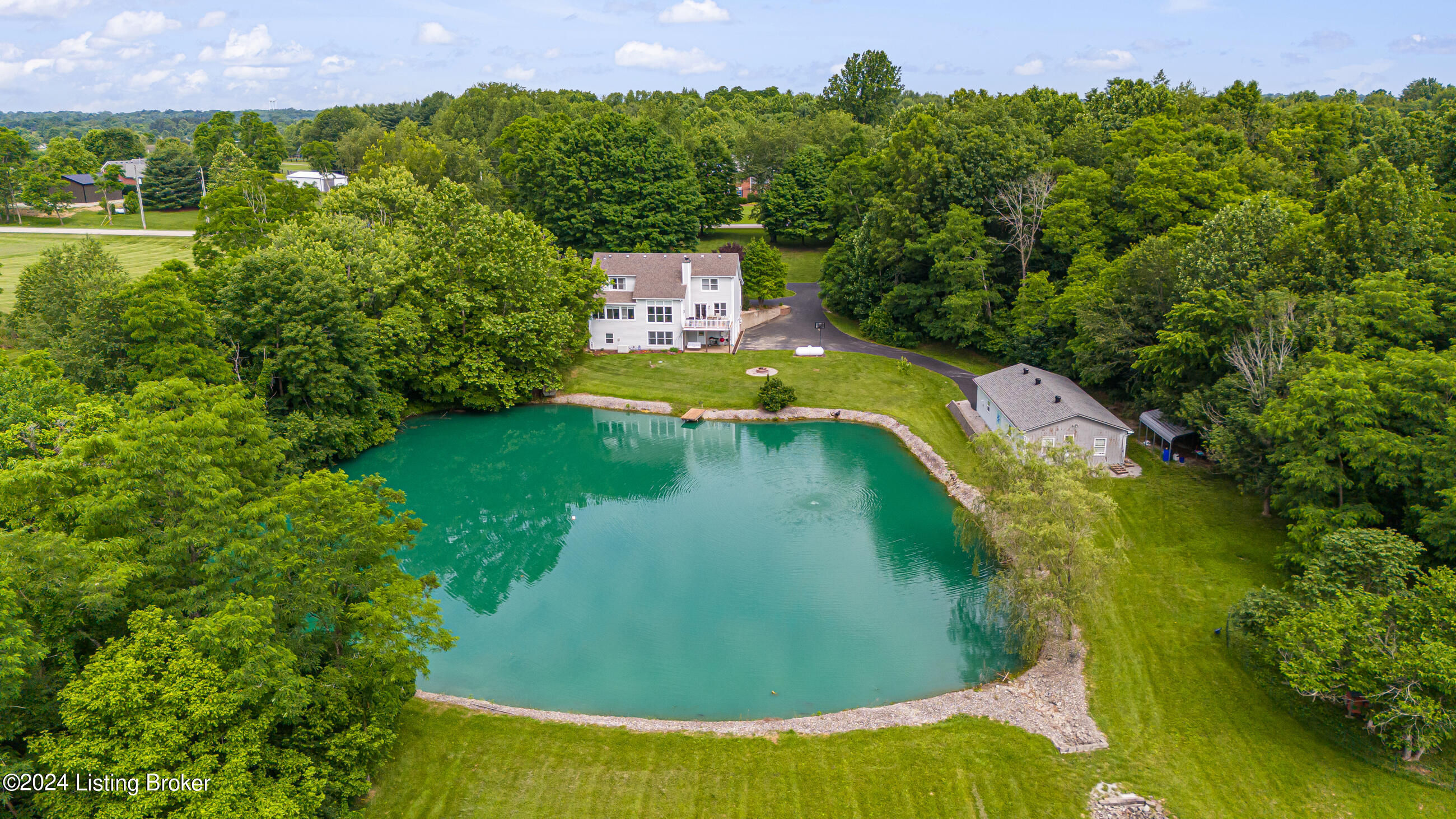 2100 Mayfield Dr