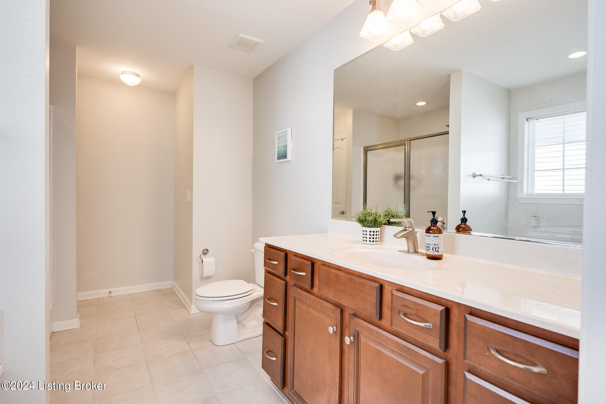 12318 Bristol Bay Pl