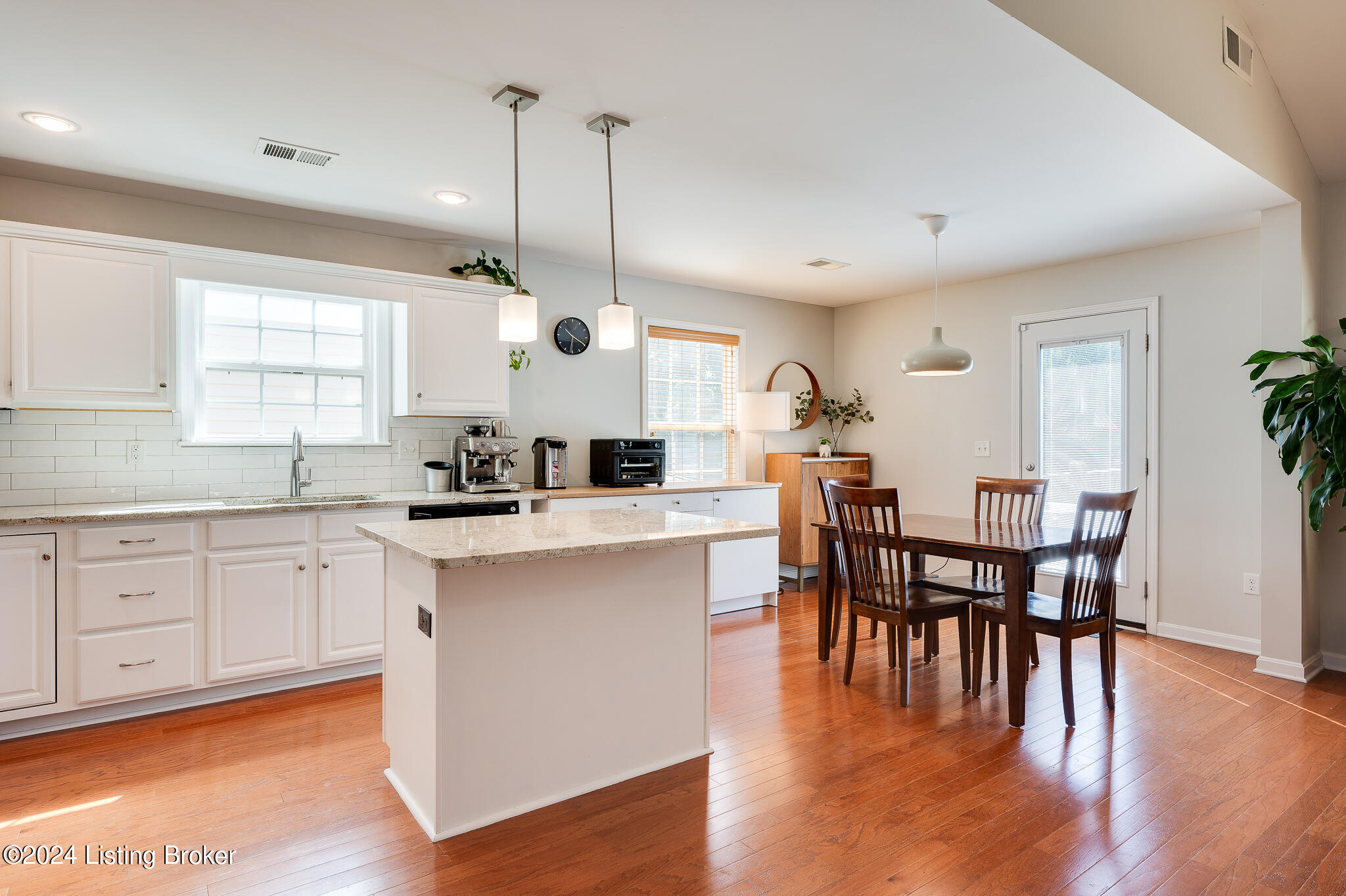 12318 Bristol Bay Pl