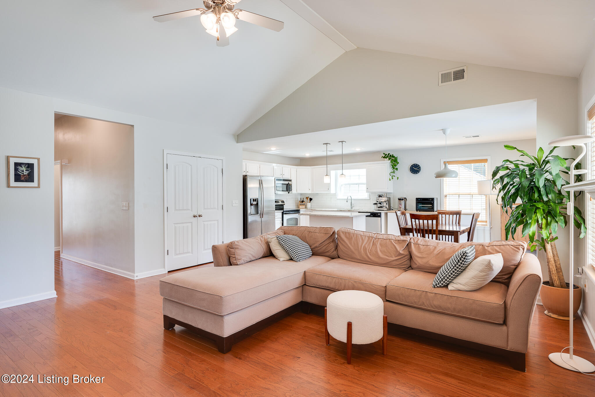 12318 Bristol Bay Pl