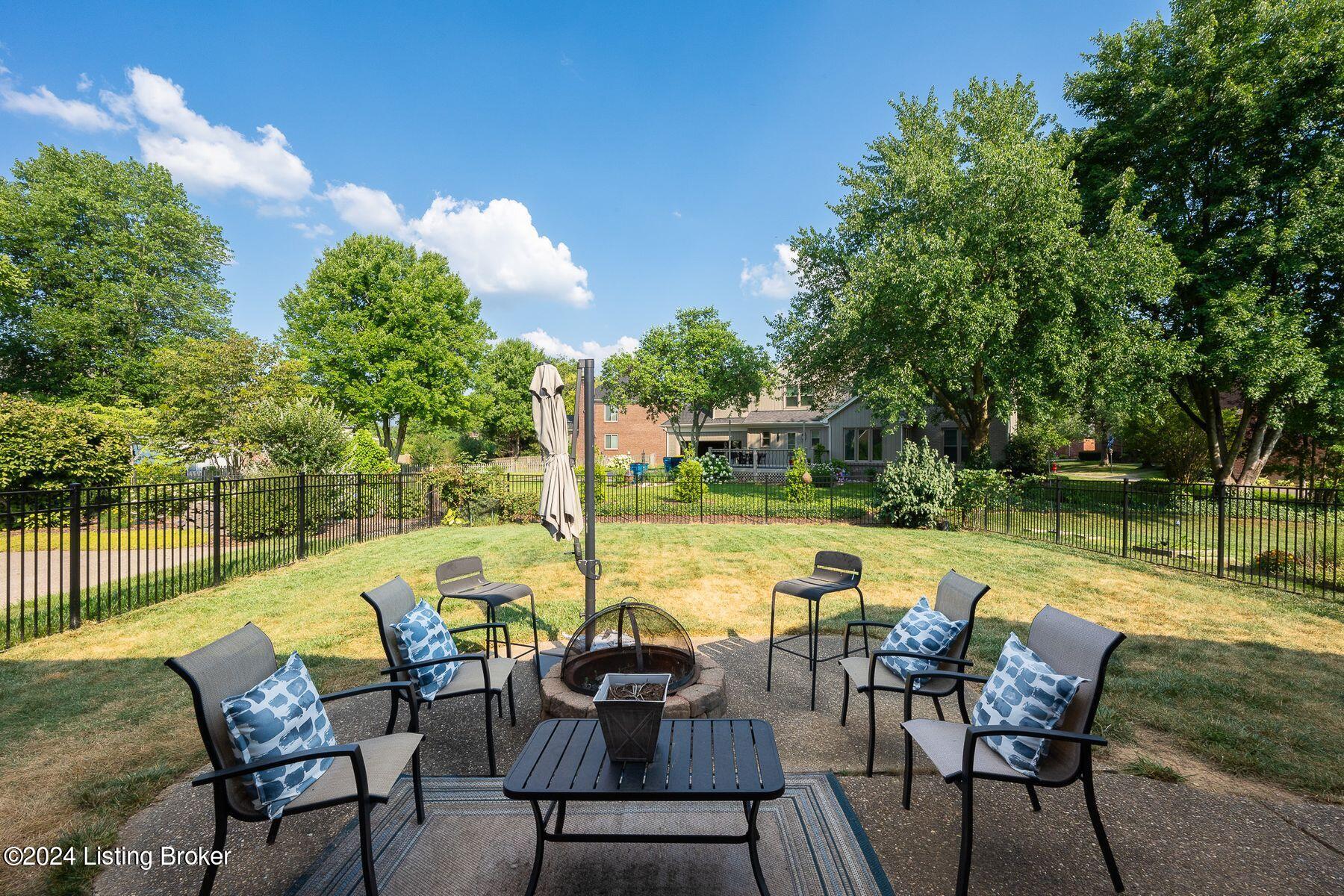 904 Lake Forest Pkwy