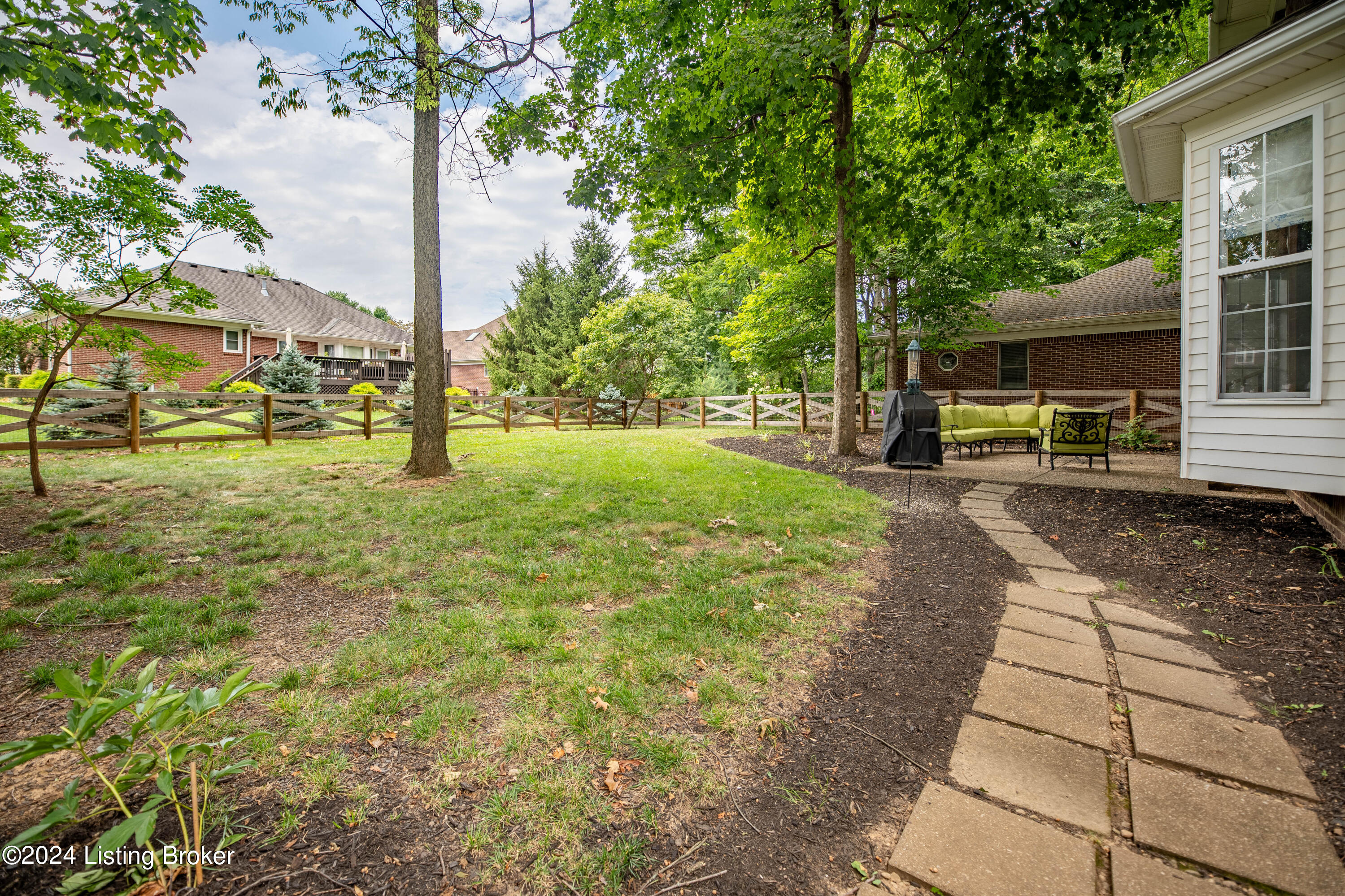 14001 Spring Forest Ct
