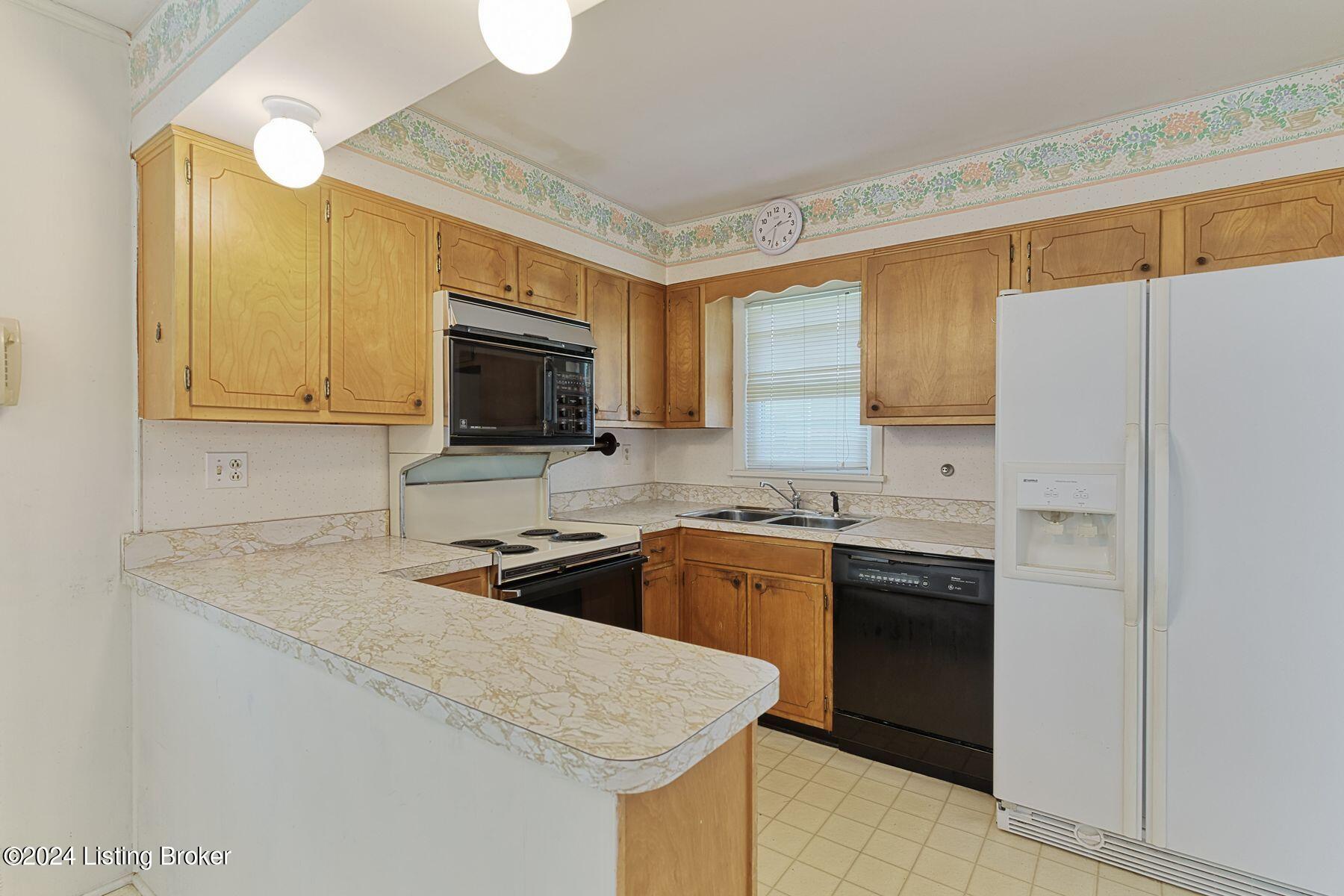7312 Arrowwood Rd