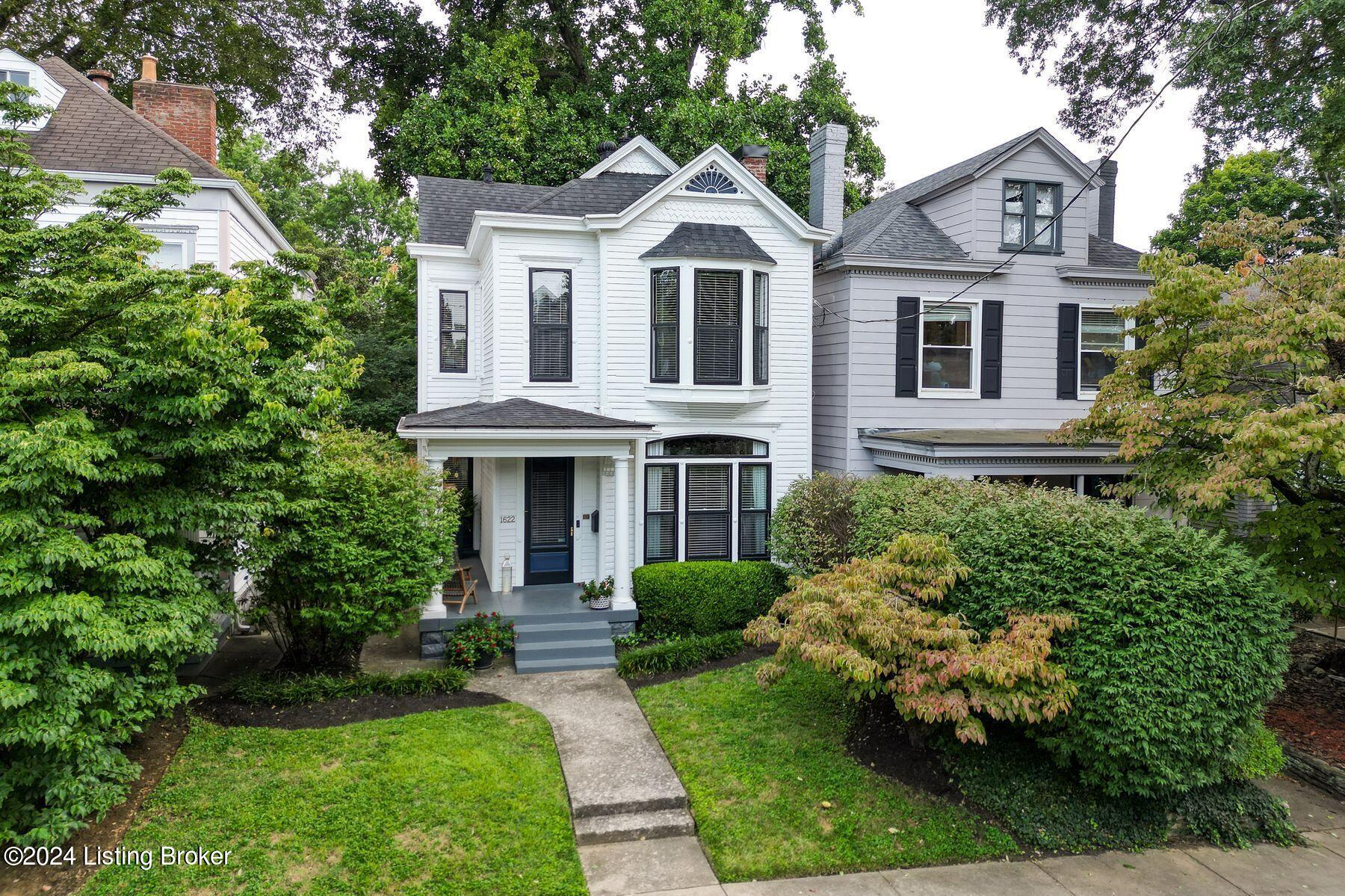1622 Rosewood Ave