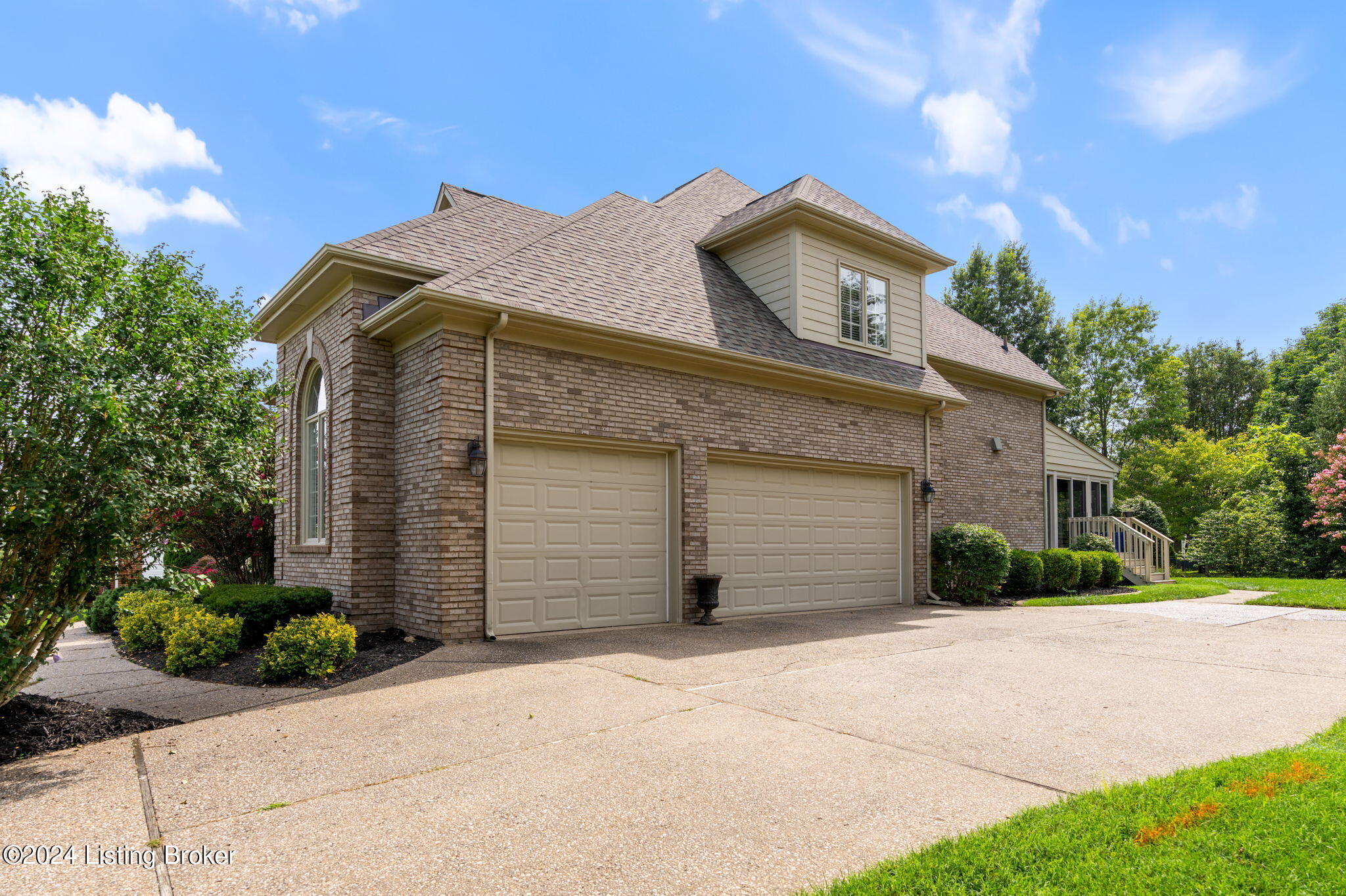 412 Landis Lakes Ct