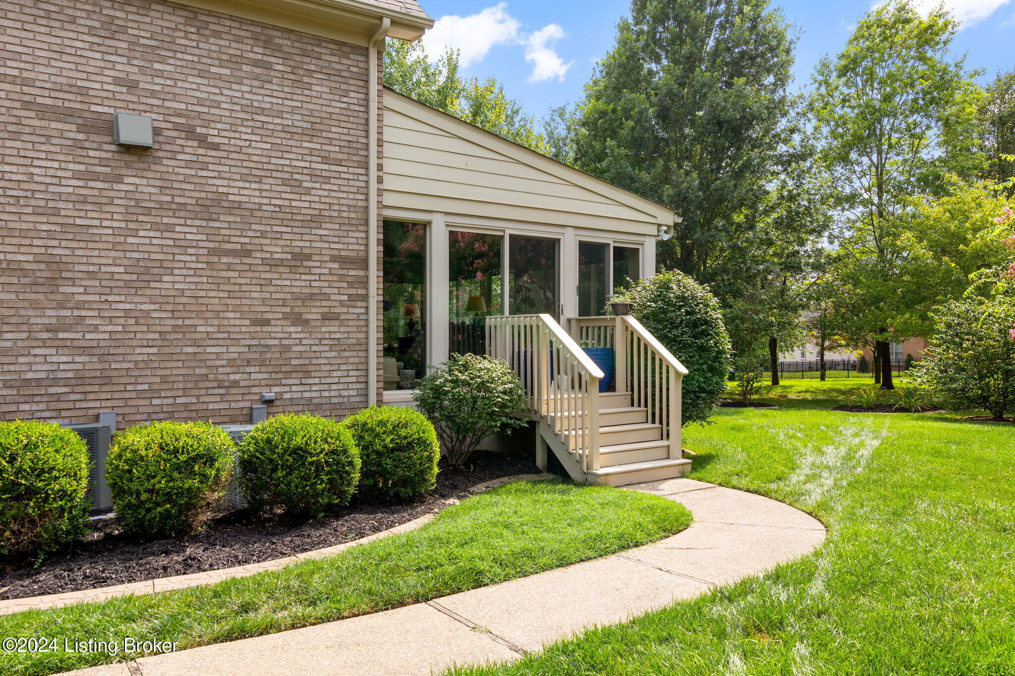 412 Landis Lakes Ct