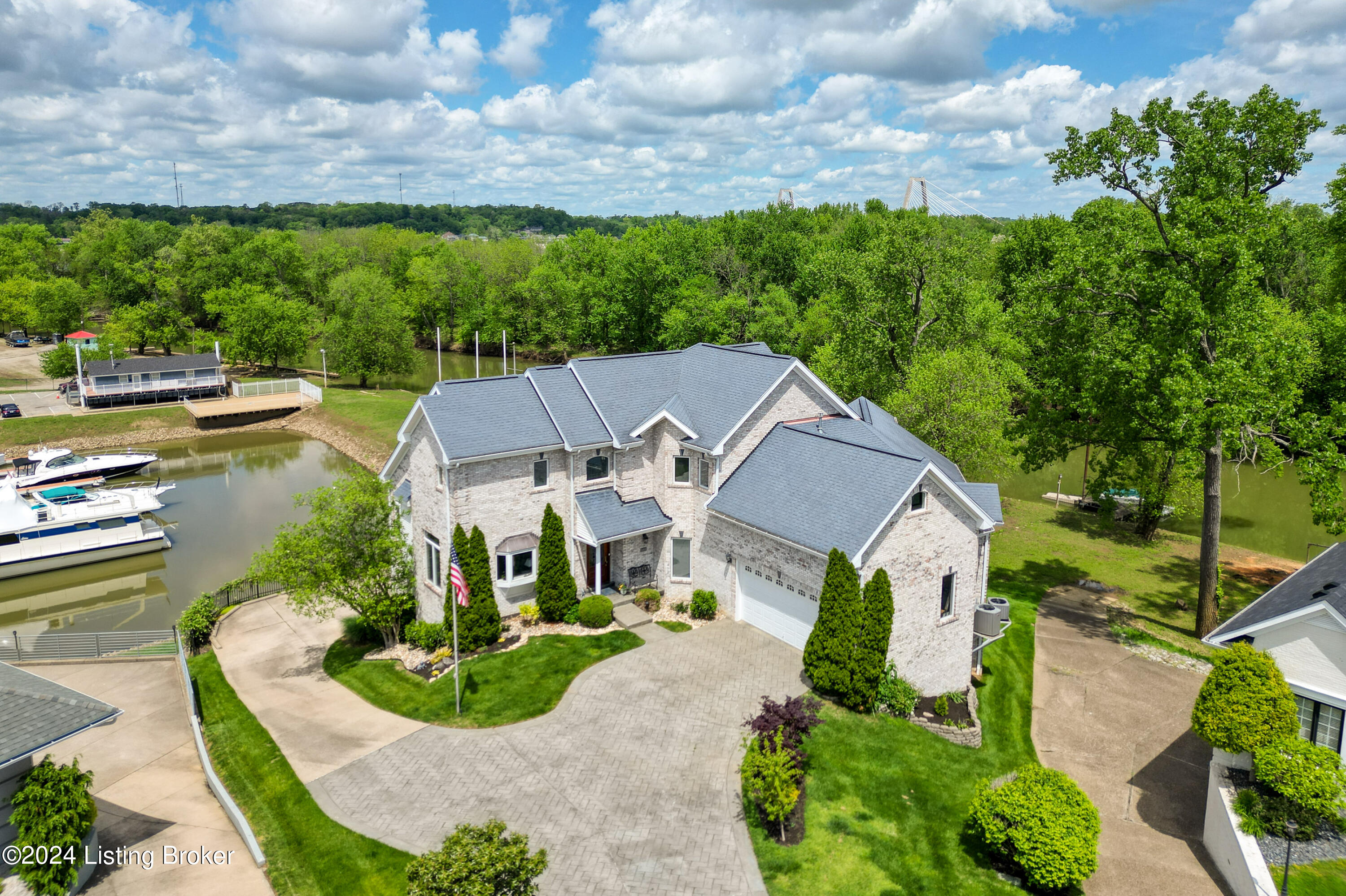 5416 River Creek Ct