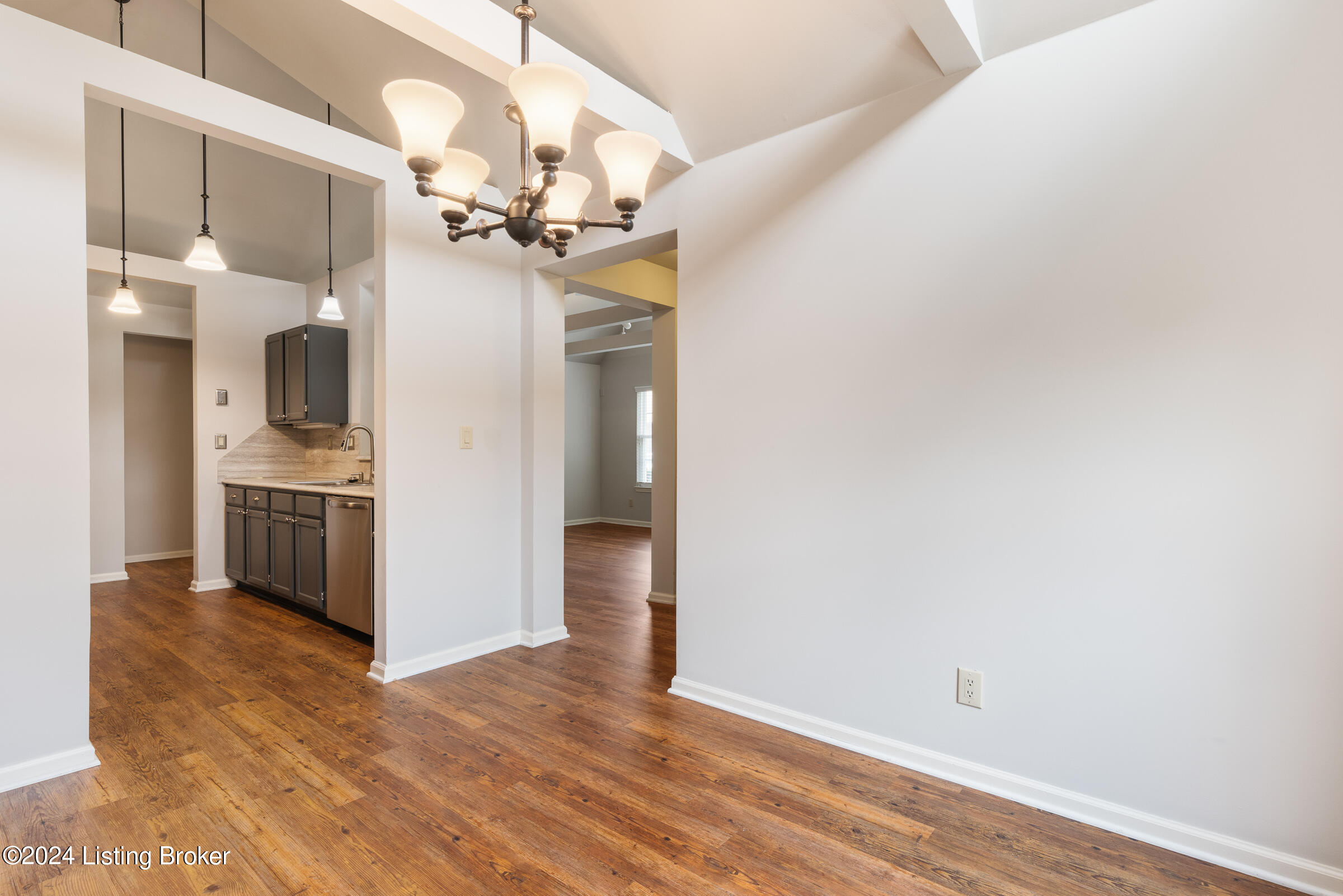 1701 Eastbridge Ct
