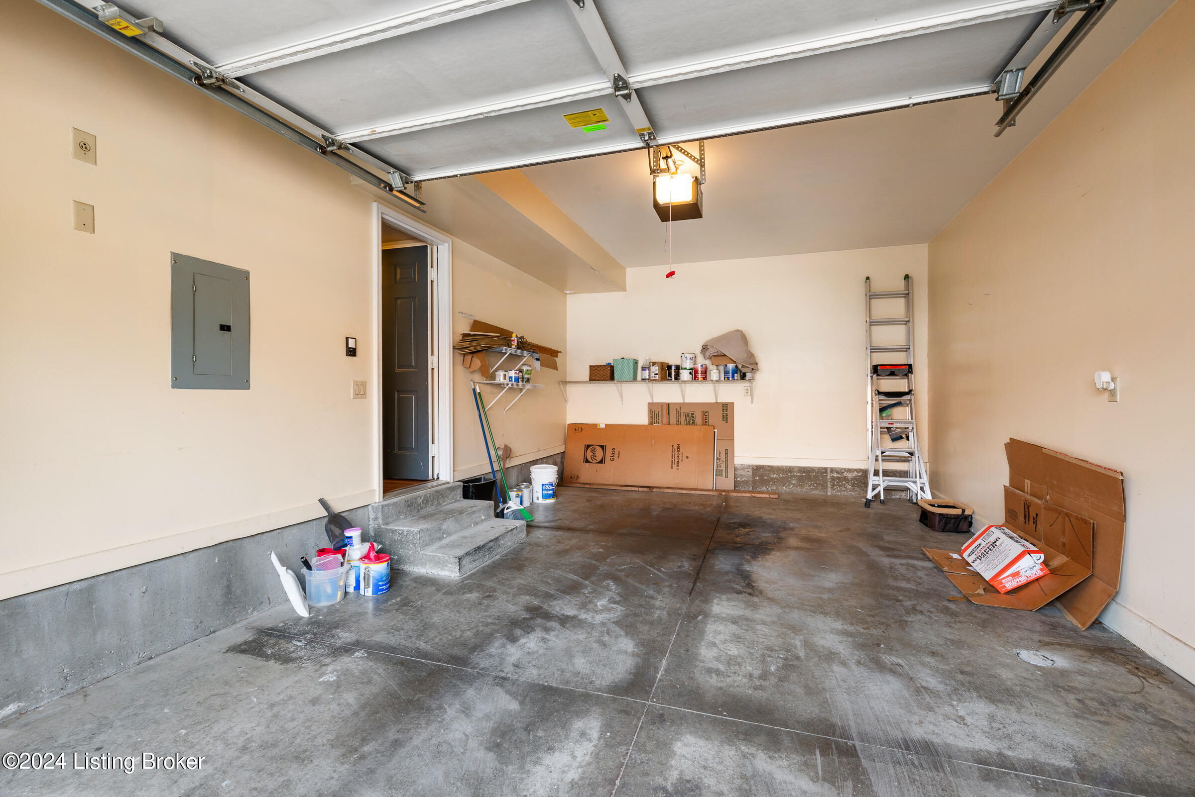 1701 Eastbridge Ct