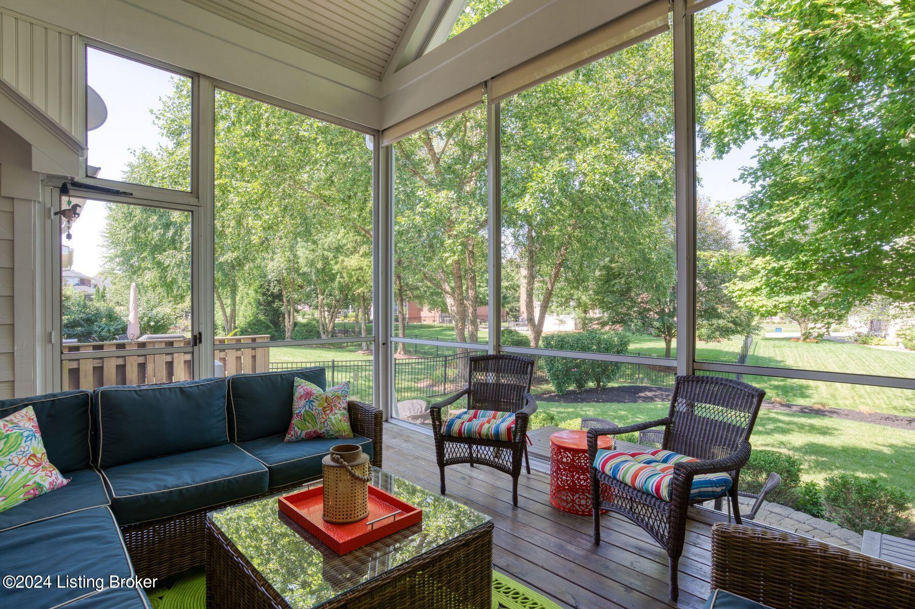 15318 Champion Lakes Pl