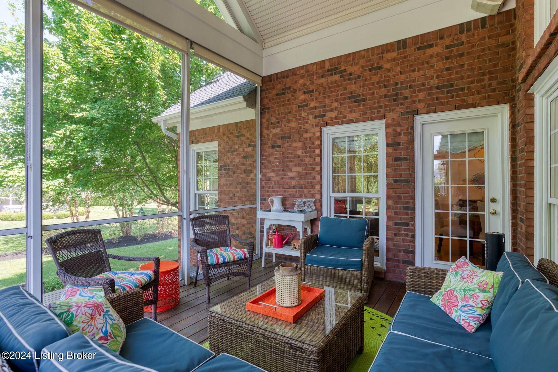 15318 Champion Lakes Pl