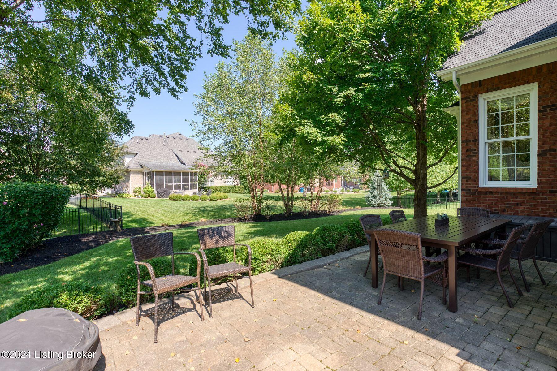 15318 Champion Lakes Pl
