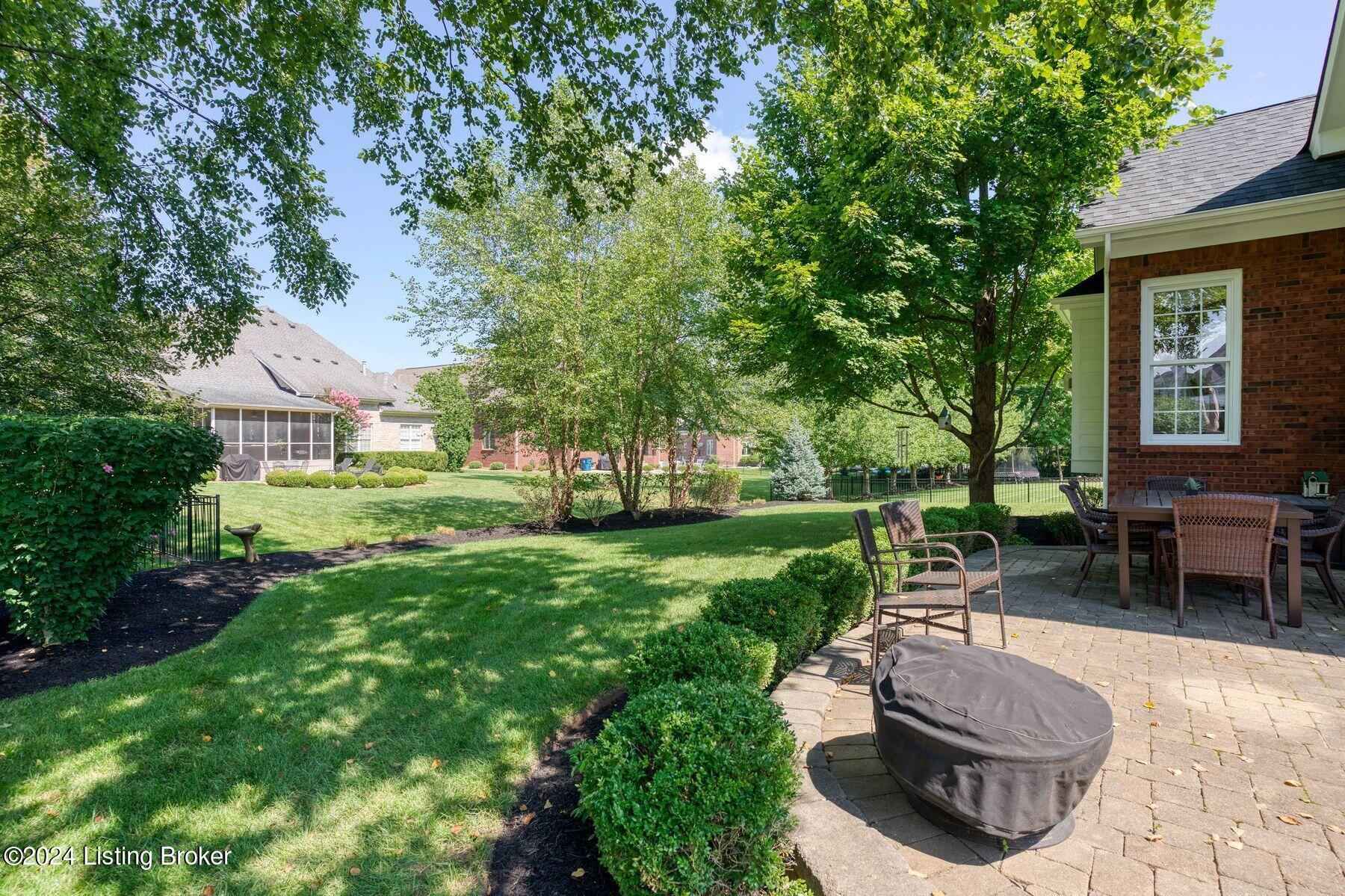15318 Champion Lakes Pl