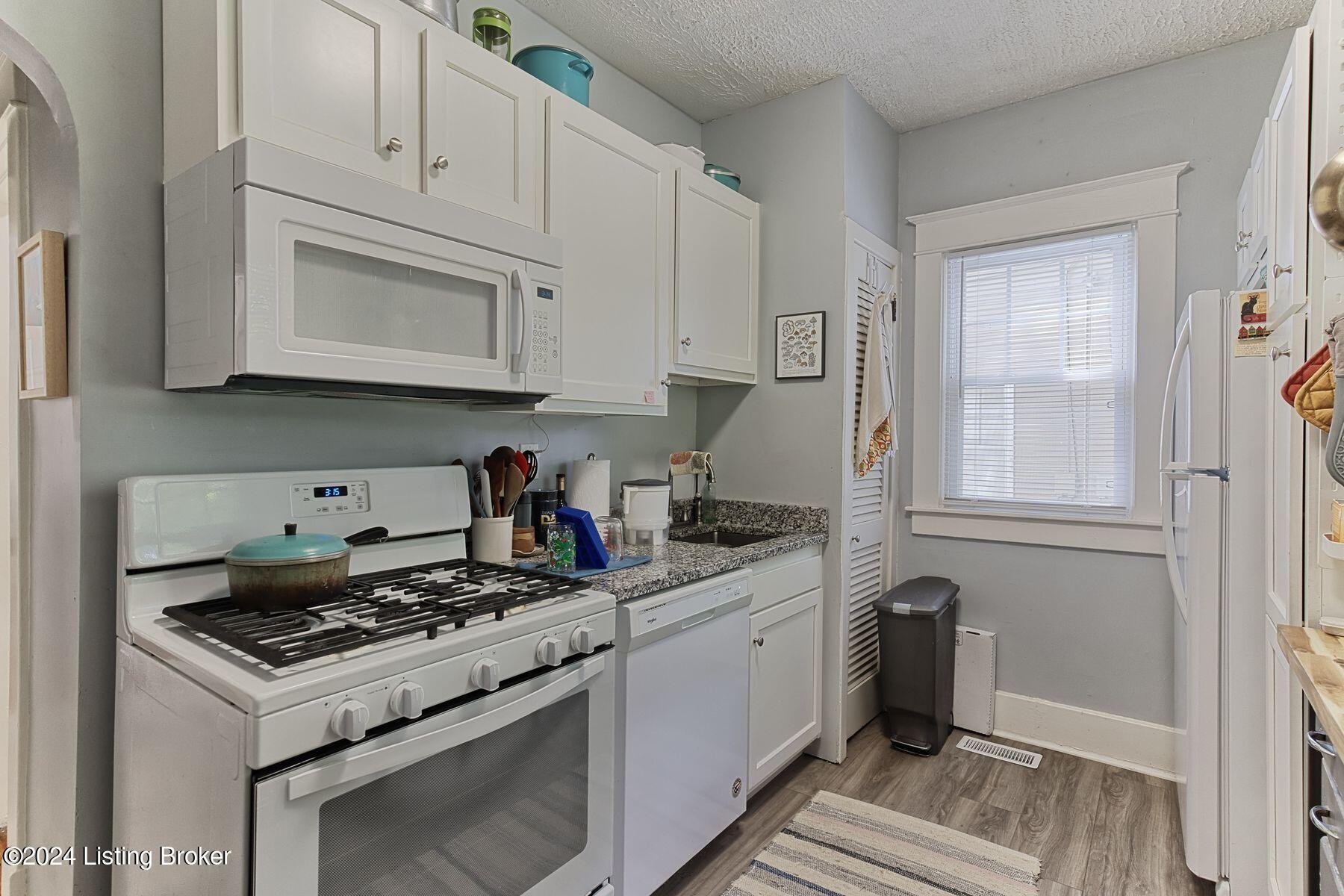 2107 Speed Ave