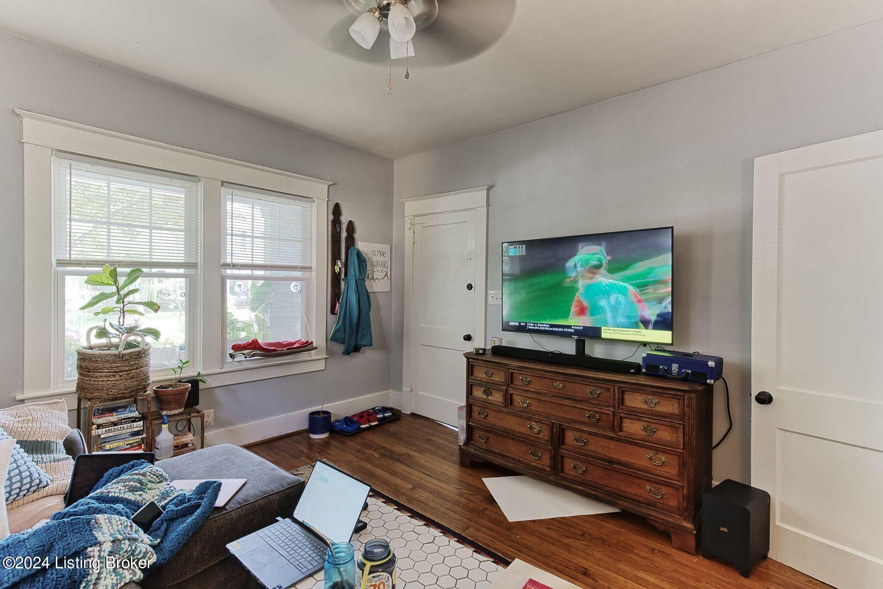 2107 Speed Ave