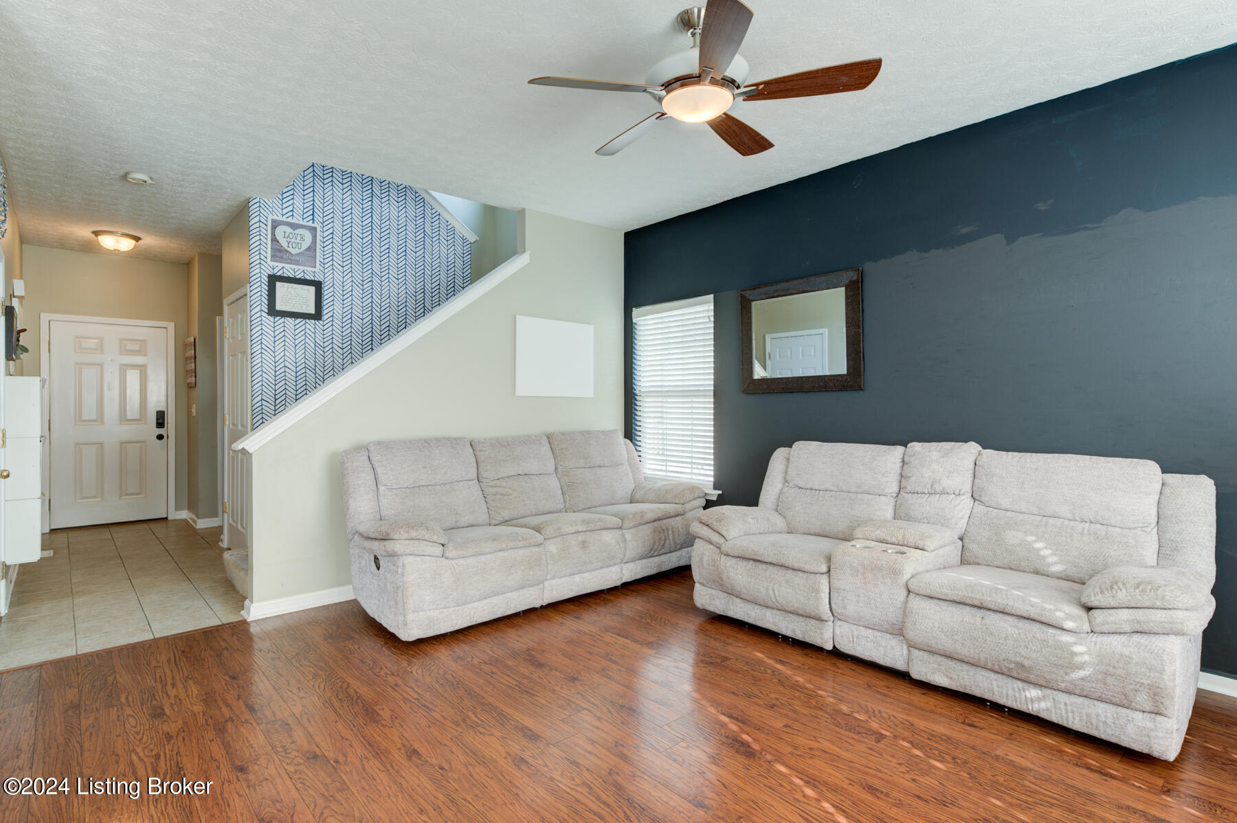 7022 Little Oak Ct