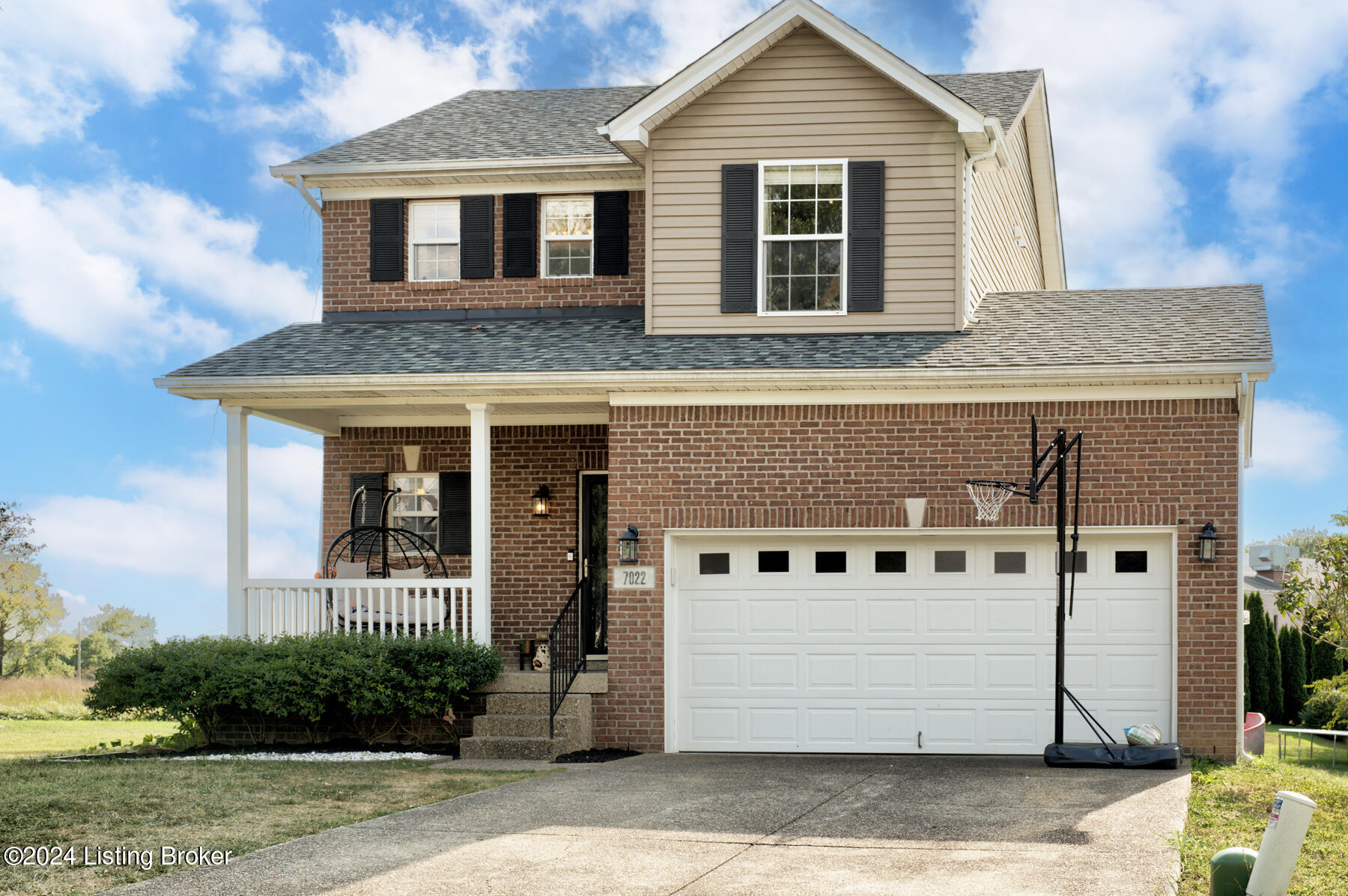 7022 Little Oak Ct