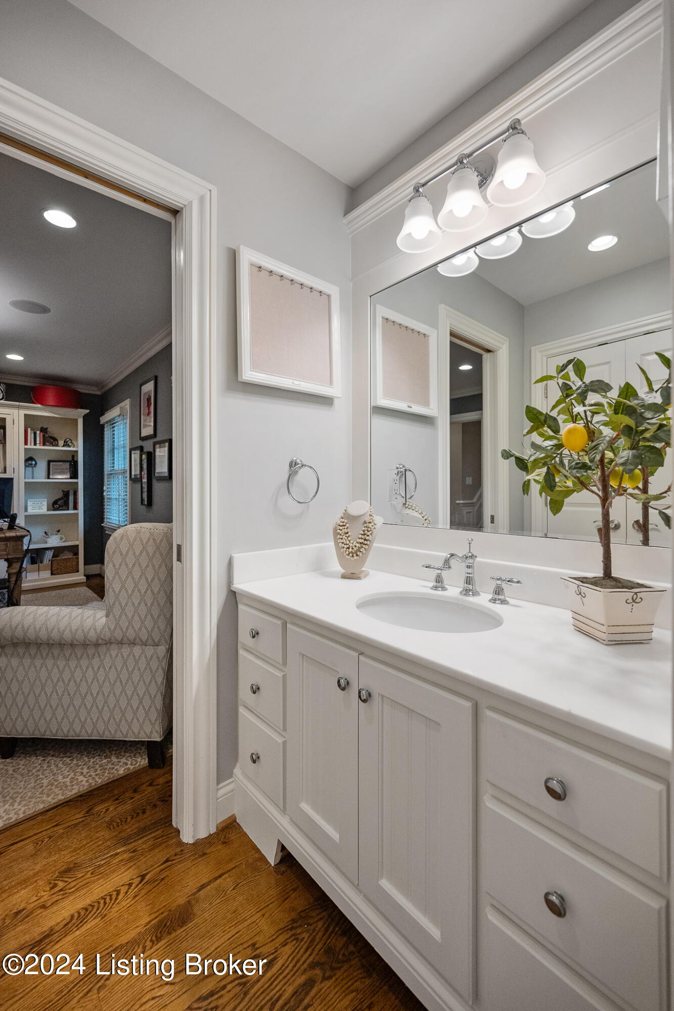 219 Smithfield Rd