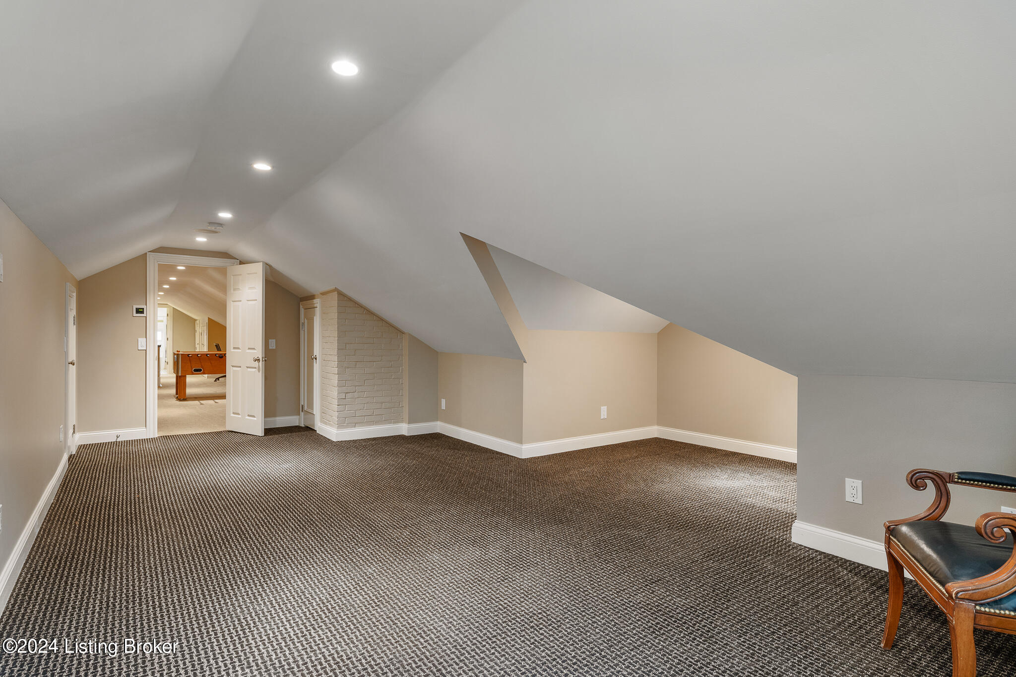 219 Smithfield Rd