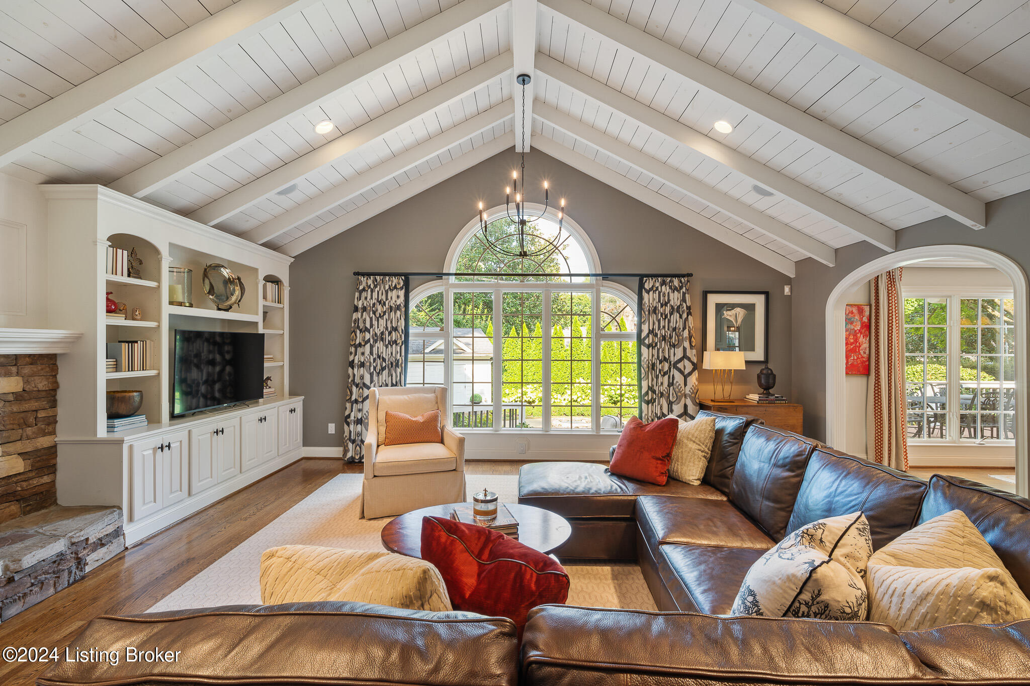 219 Smithfield Rd