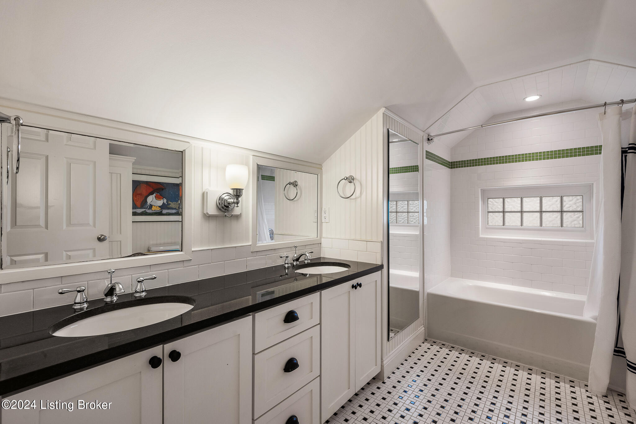 219 Smithfield Rd
