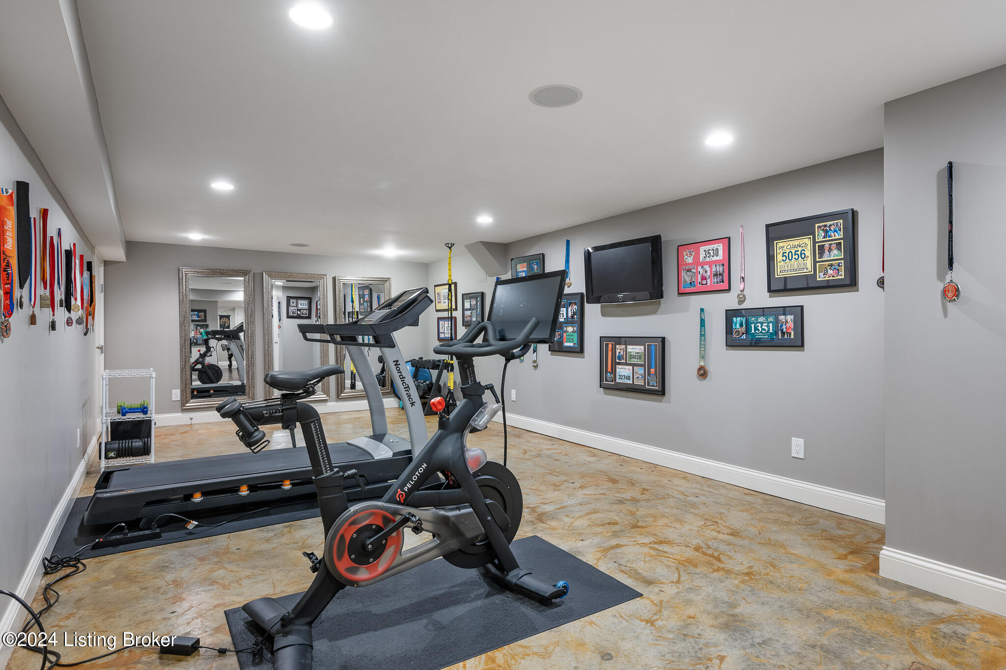 219 Smithfield Rd